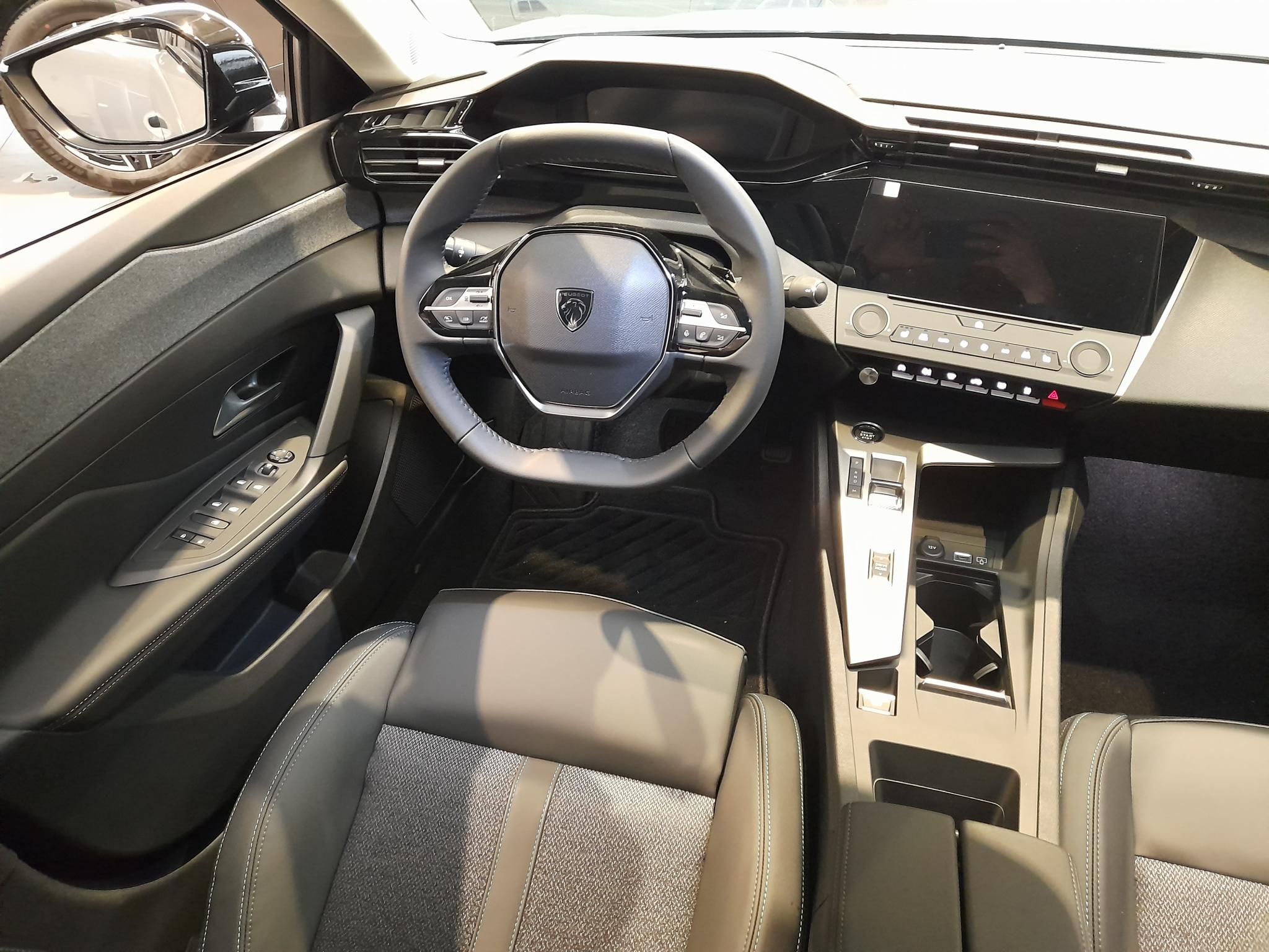PEUGEOT 408 1.2 Hybrid Allure e-DCS6 Szabad készlet Gablini M3 - 6. kép