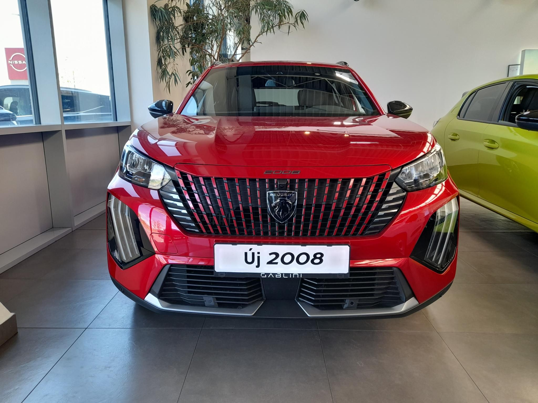 PEUGEOT 2008 1.2 Hybrid Allure e-DCS6 Szabad készlet Gablini M3 THM 4.9% - 2. kép