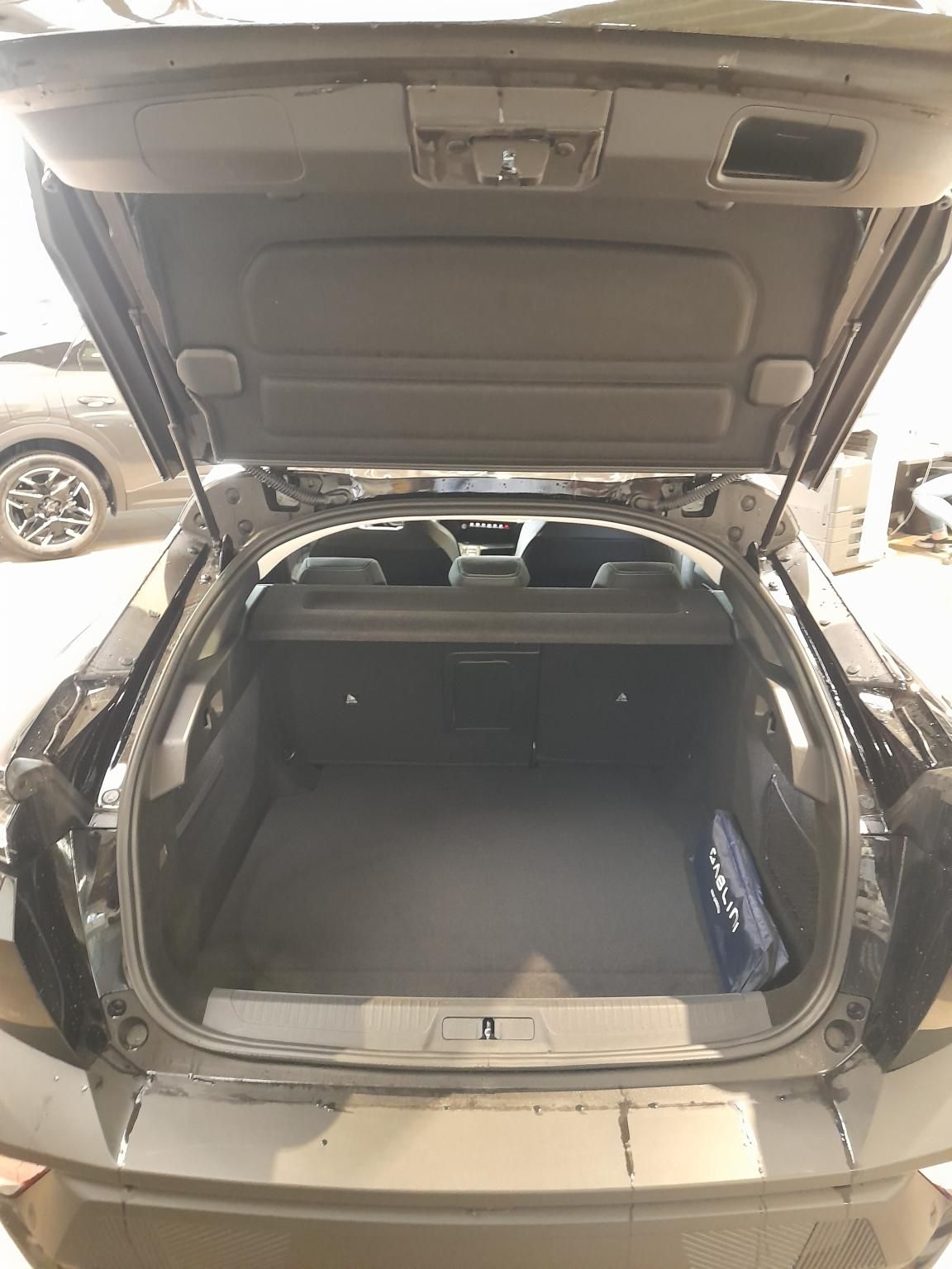 PEUGEOT 408 1.2 Hybrid Allure e-DCS6 Szabad készlet Gablini M3 - 9. kép