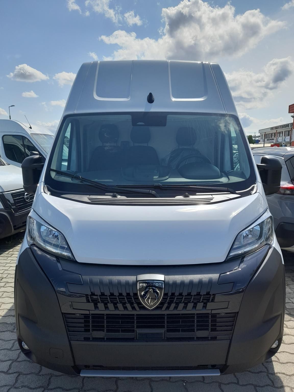 PEUGEOT BOXER 2.2 BlueHDI 350 Heavy L4H3 Szabad készlet Gablini M3 - 2. kép