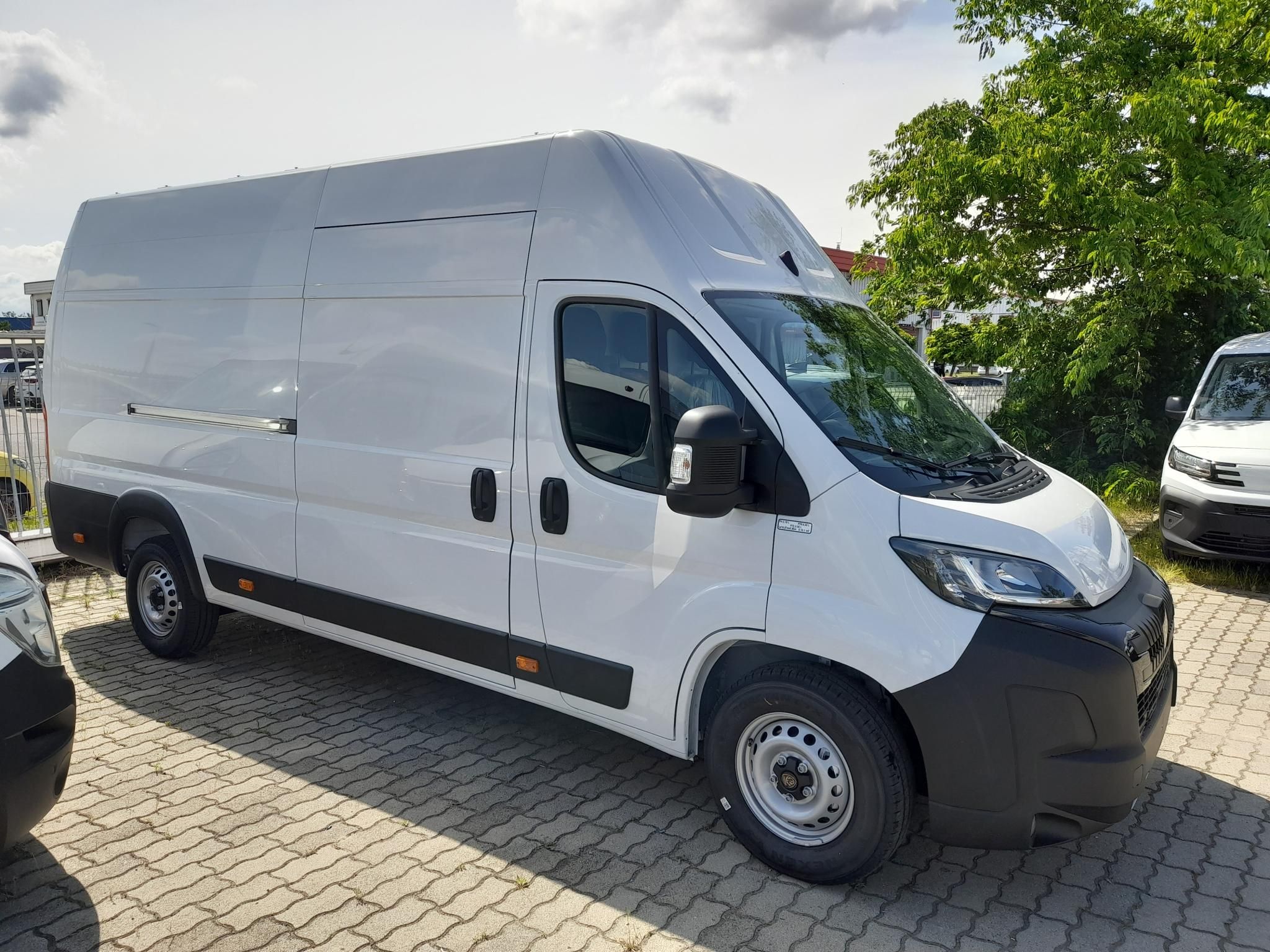 PEUGEOT BOXER 2.2 BlueHDI 350 Heavy L4H3 Szabad készlet Gablini M3 - 3. kép
