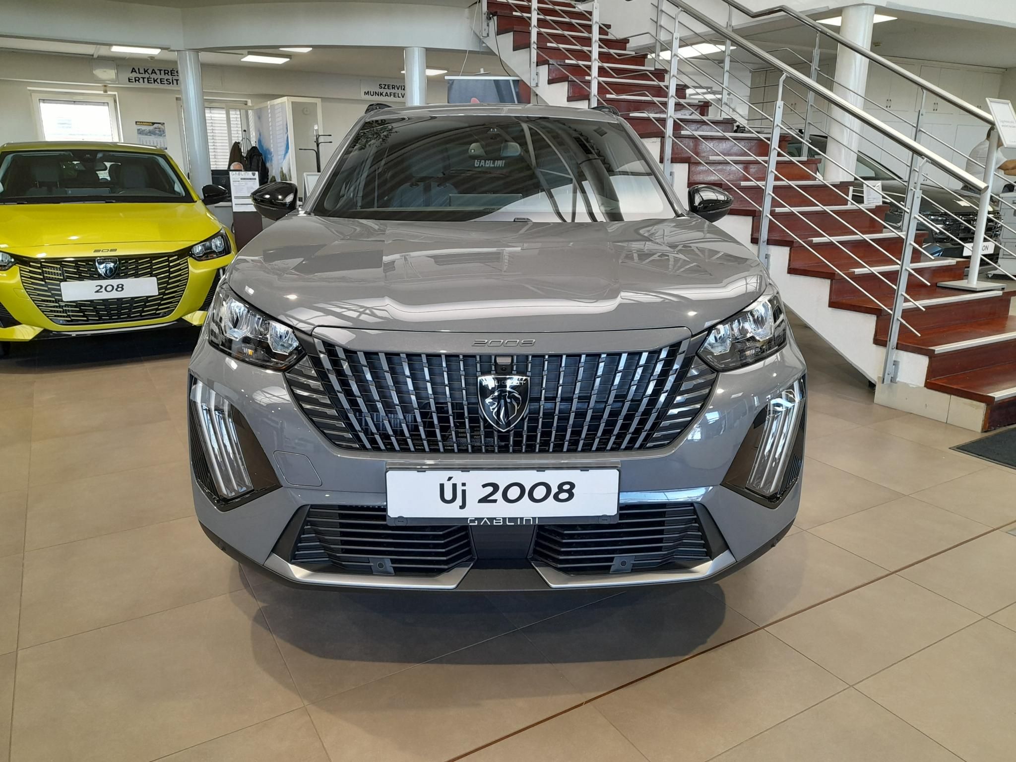 PEUGEOT 2008 1.2 Hybrid Allure e-DCS6 Tesztautó Gablini M3 - 2. kép