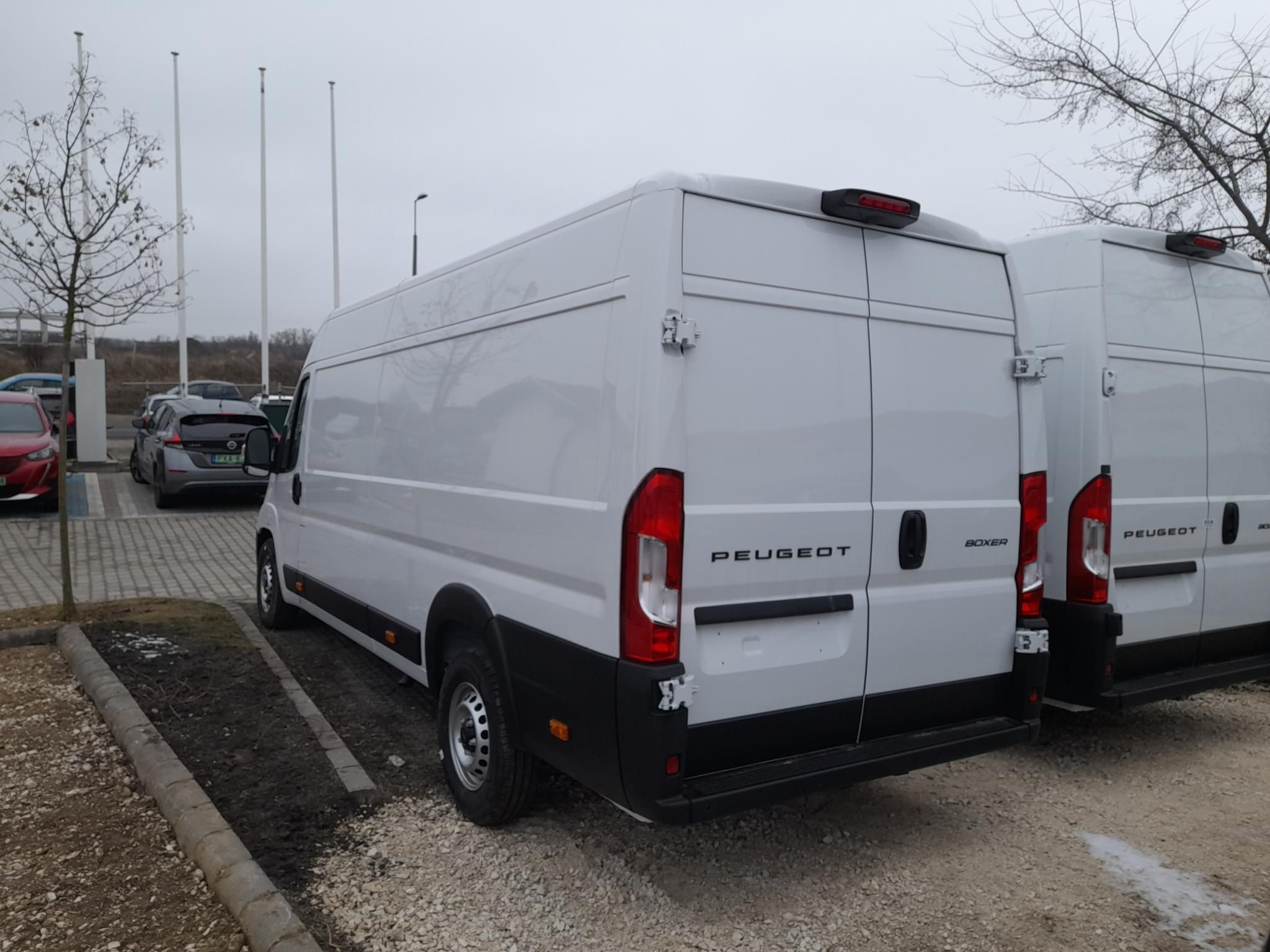PEUGEOT BOXER 2.2 BlueHDI 350 Heavy L4H2 Szabad készlet Gablini M3 260 fokban nyitaható hátsó ajtó - 4. kép