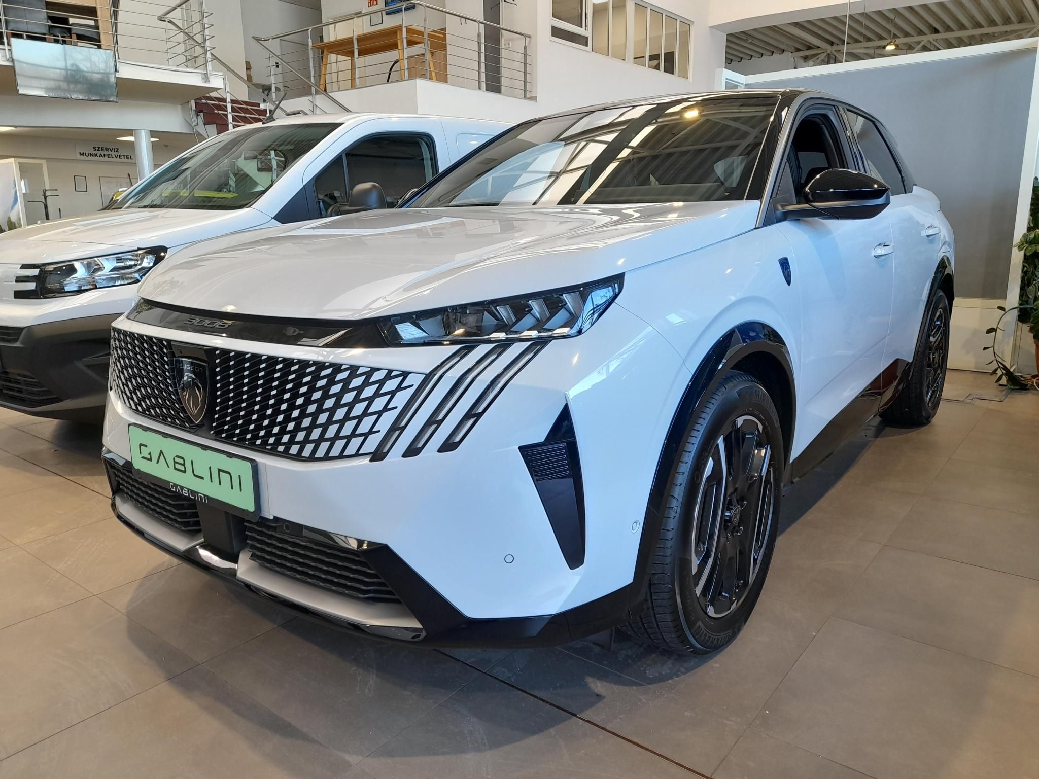PEUGEOT 3008 e3008 73kWh GT (Automata) Szabad készletről azonnal Gablini M3