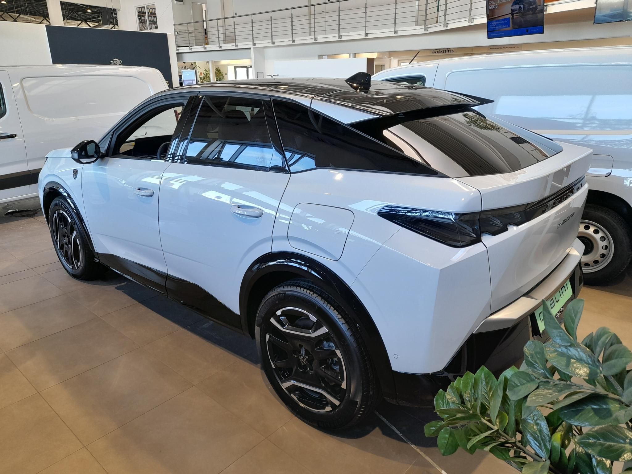 PEUGEOT 3008 e3008 73kWh GT (Automata) Szabad készletről azonnal Gablini M3 - 4. kép