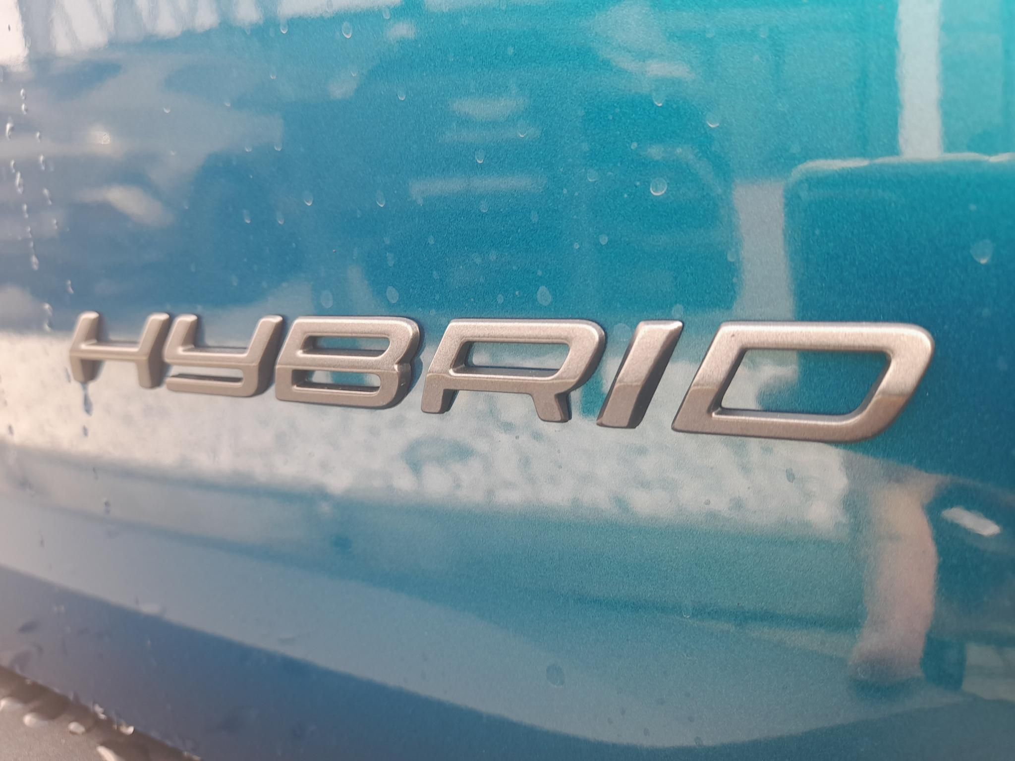 PEUGEOT 2008 1.2 Hybrid Allure e-DCS6 Tesztautó minden opcióval - 6. kép