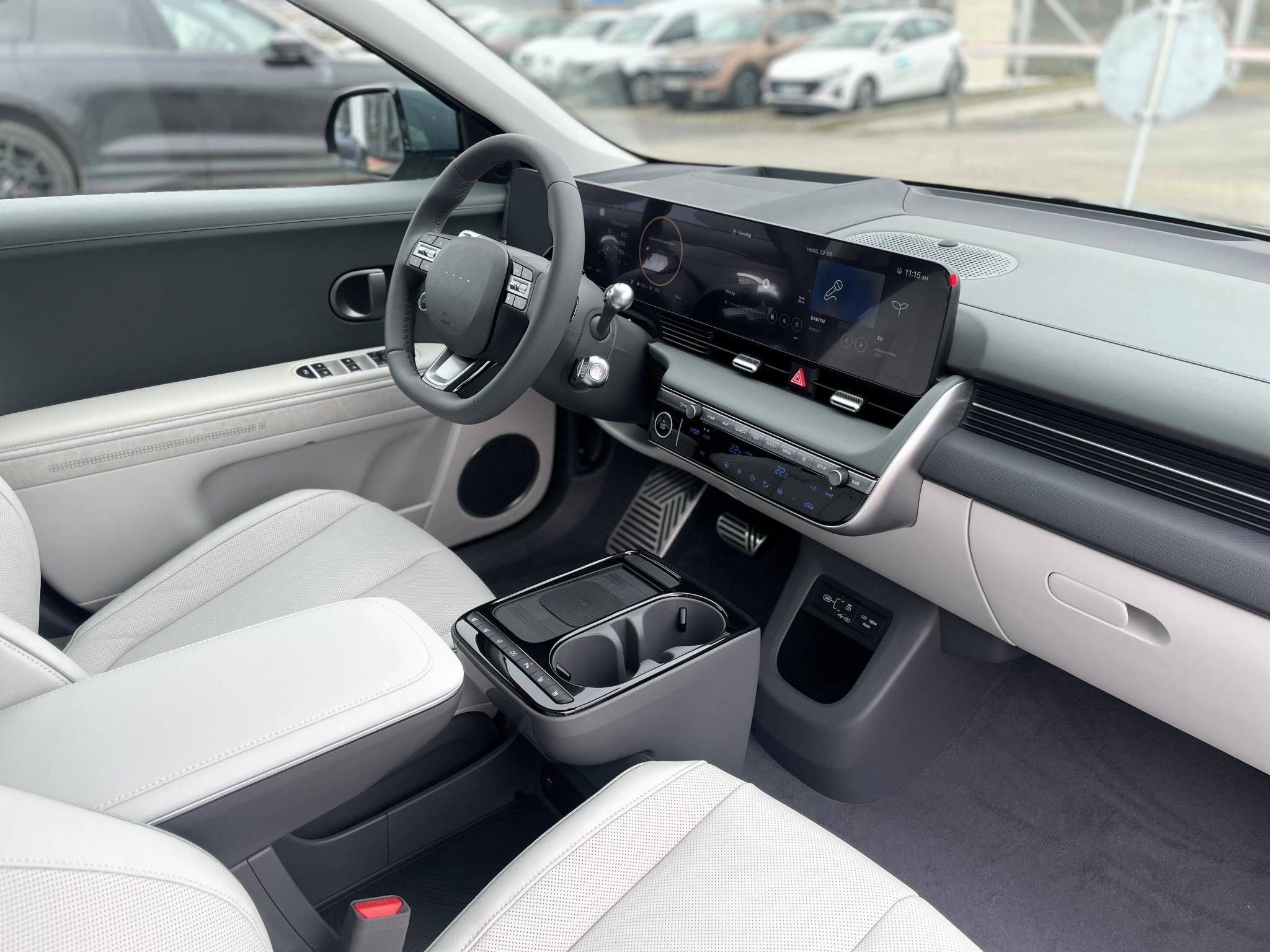 HYUNDAI IONIQ 5 84kWh Executive RWD! Készletről! Akár 4.000.000 Ft állami támogatással! - 12. kép