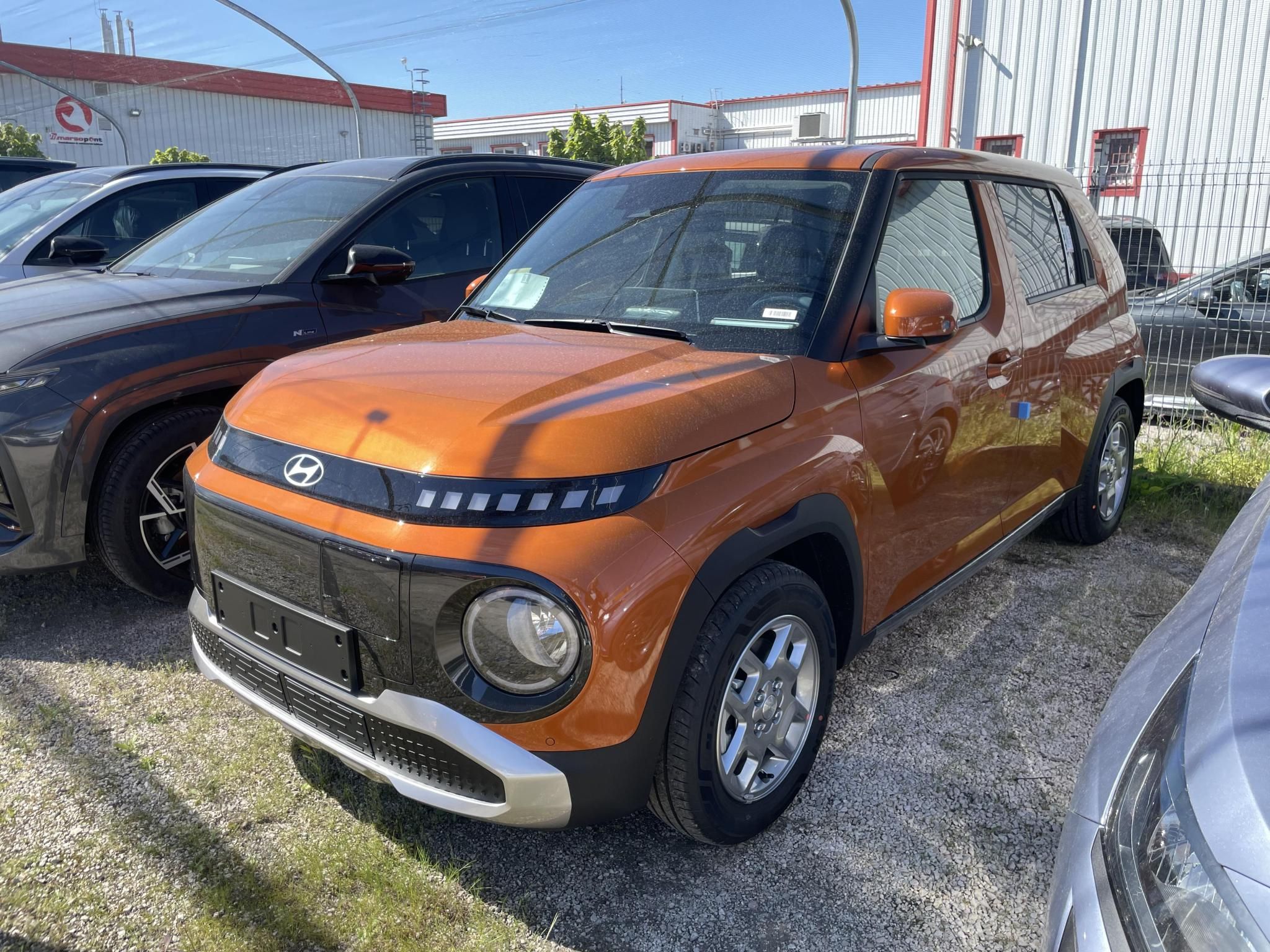 HYUNDAI INSTER 49kWh Prime Készletről! Sienna Orange metál színben! - 2. kép