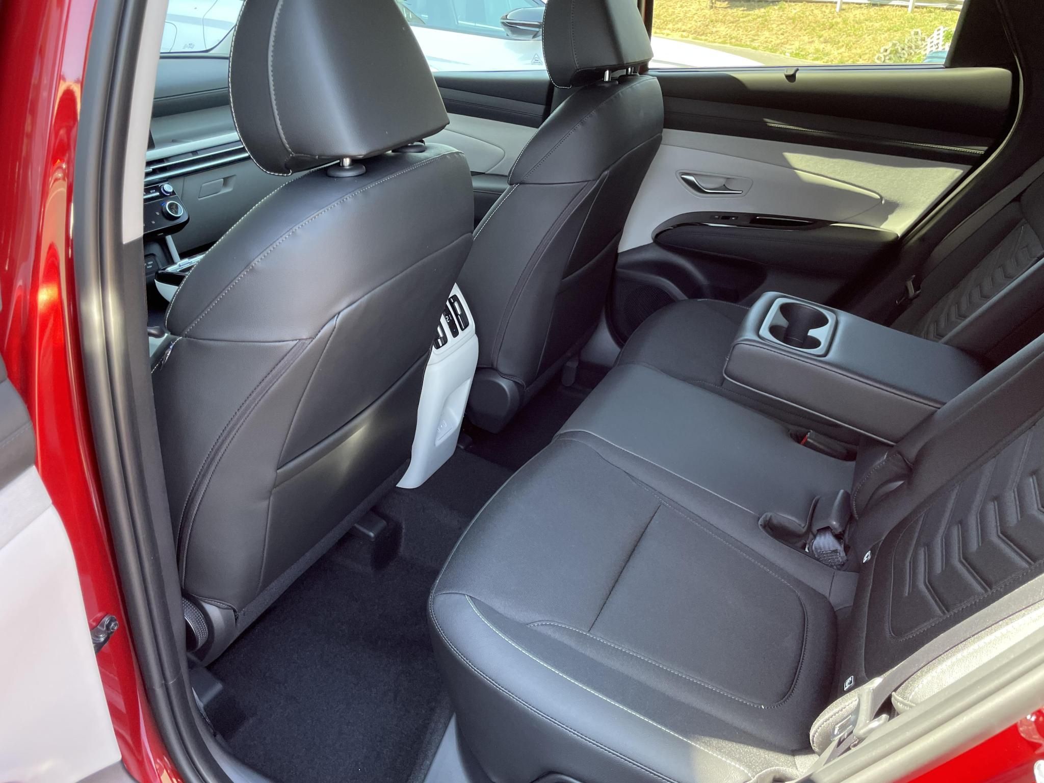 HYUNDAI TUCSON 1.6 T-GDI MHEV Executive DCT Készletről azonnal! - 8. kép