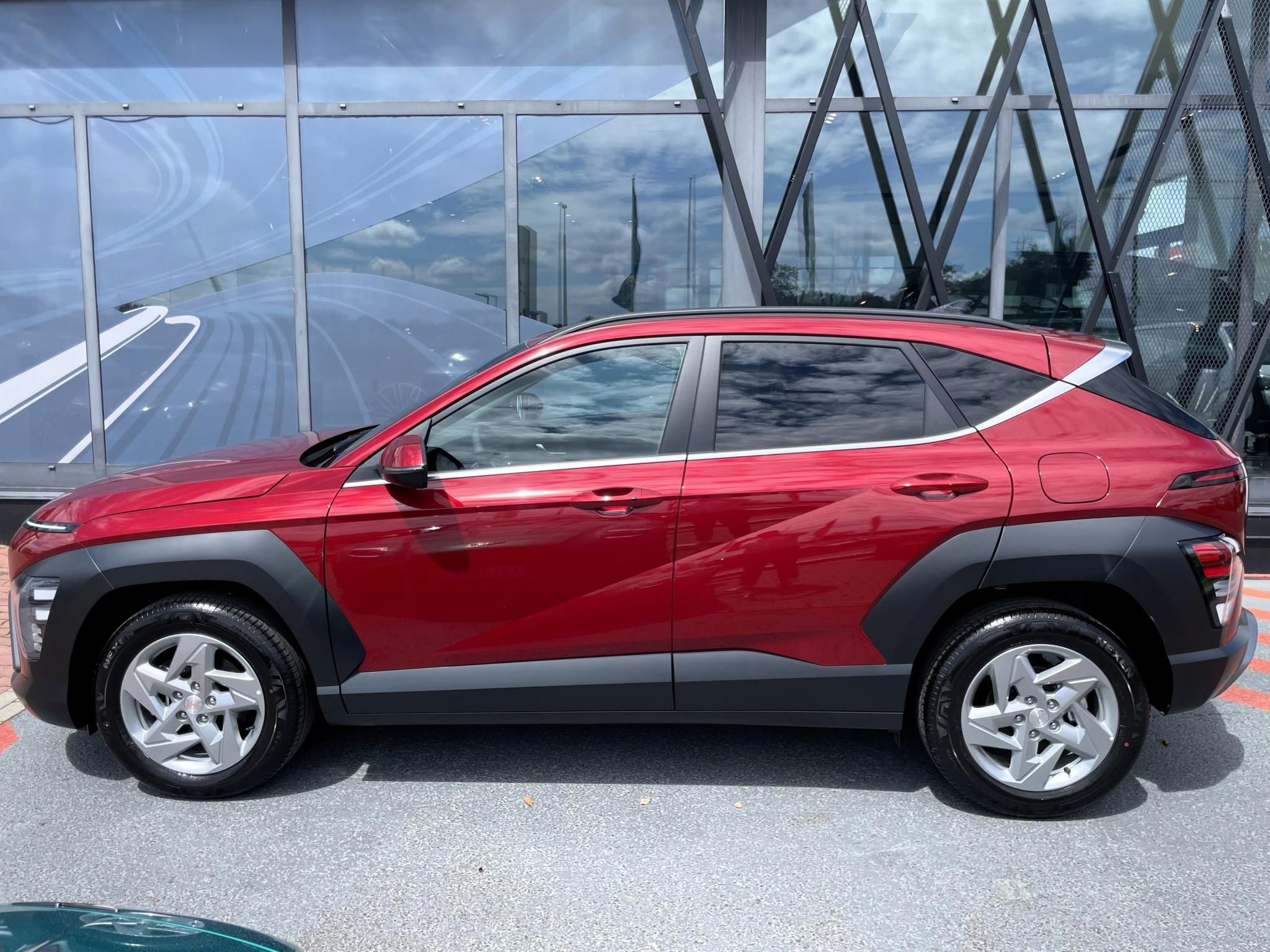 HYUNDAI KONA 1.6 T-GDi Prime DCT Készleten! Akciós ár! - 3. kép