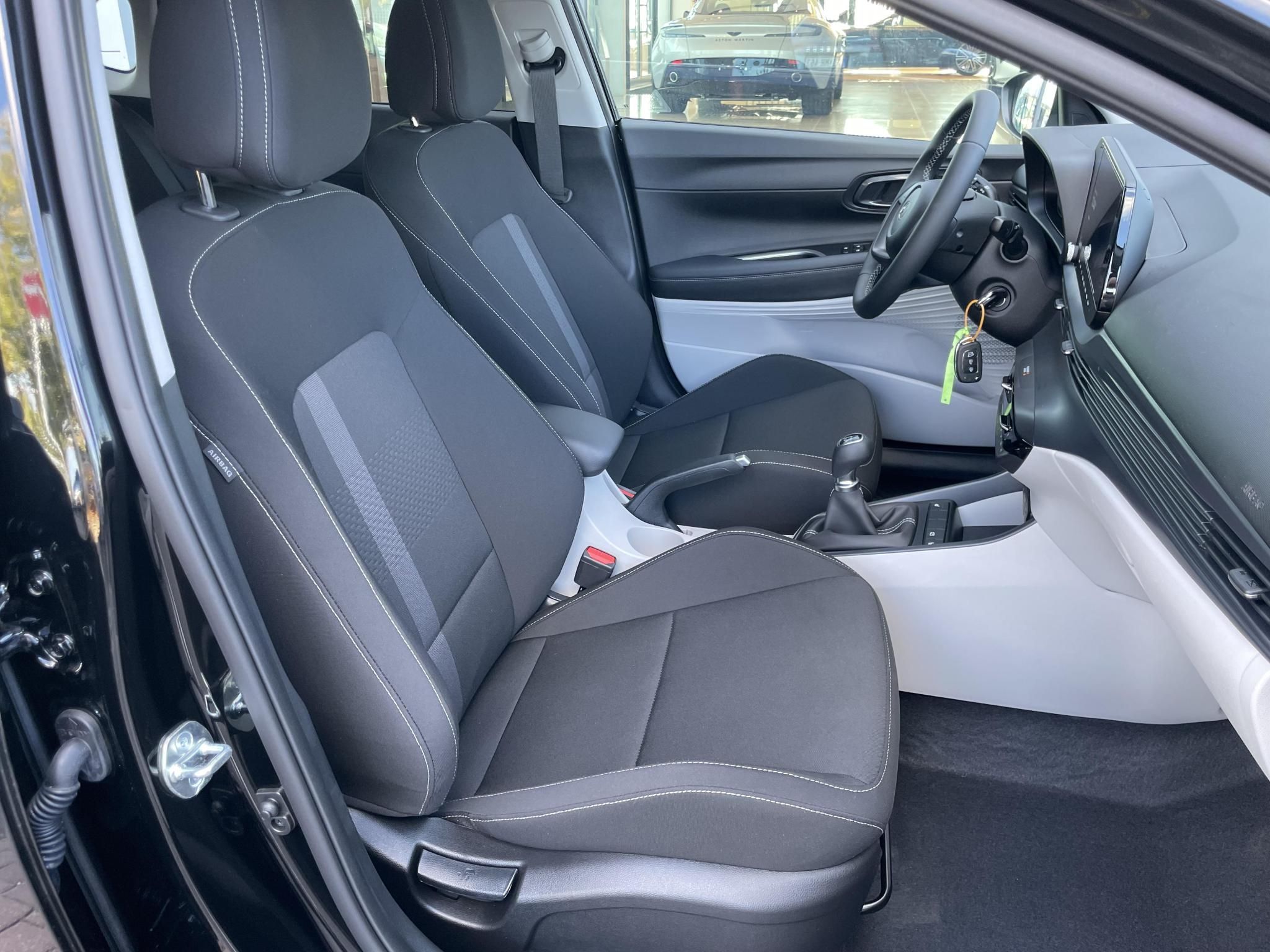 HYUNDAI I20 1.2 MPi Emotion Utolsó szívó benzines! Készletről! - 11. kép