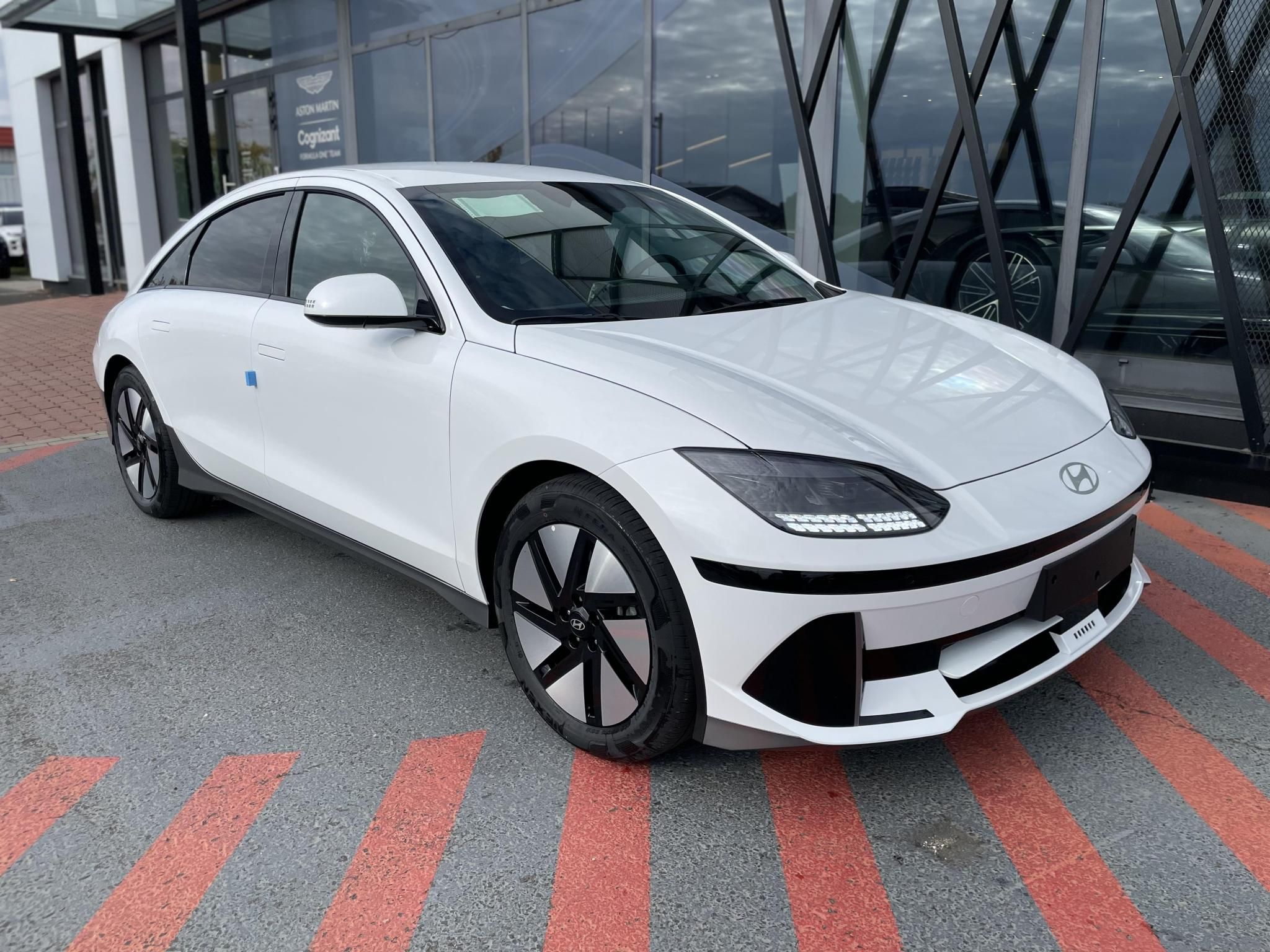 HYUNDAI IONIQ 6 77,4kWh Prime RWD! Készleten! Akár 4 millió forint támogatással cégeknek! - 1. kép