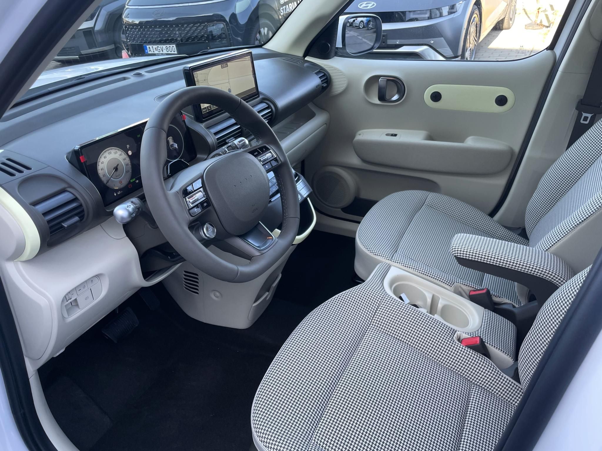 HYUNDAI INSTER 42kWh Prime Cégeknek. Állami támogatással! - 7. kép