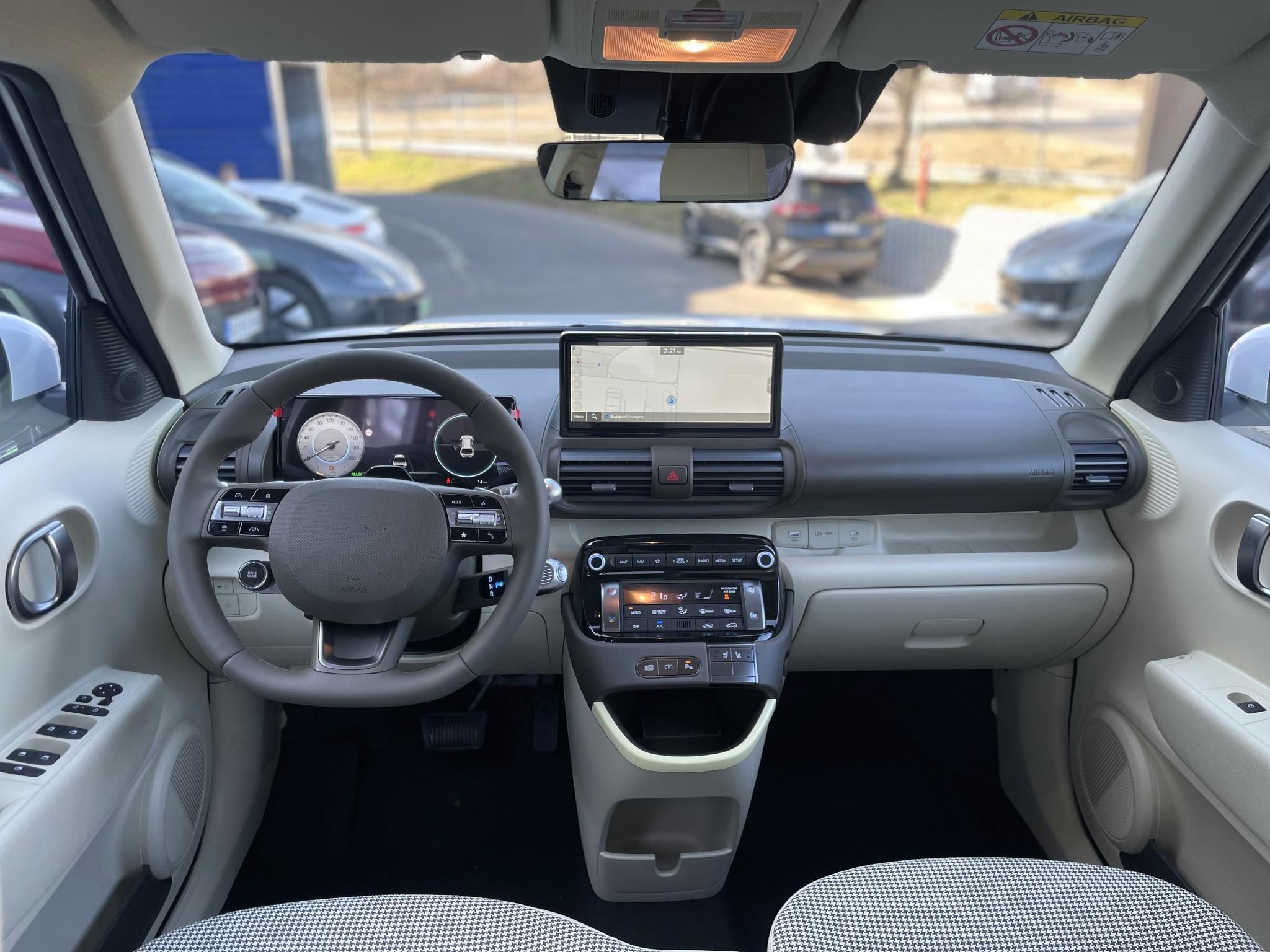 HYUNDAI INSTER 42kWh Prime Cégeknek. Állami támogatással! - 9. kép