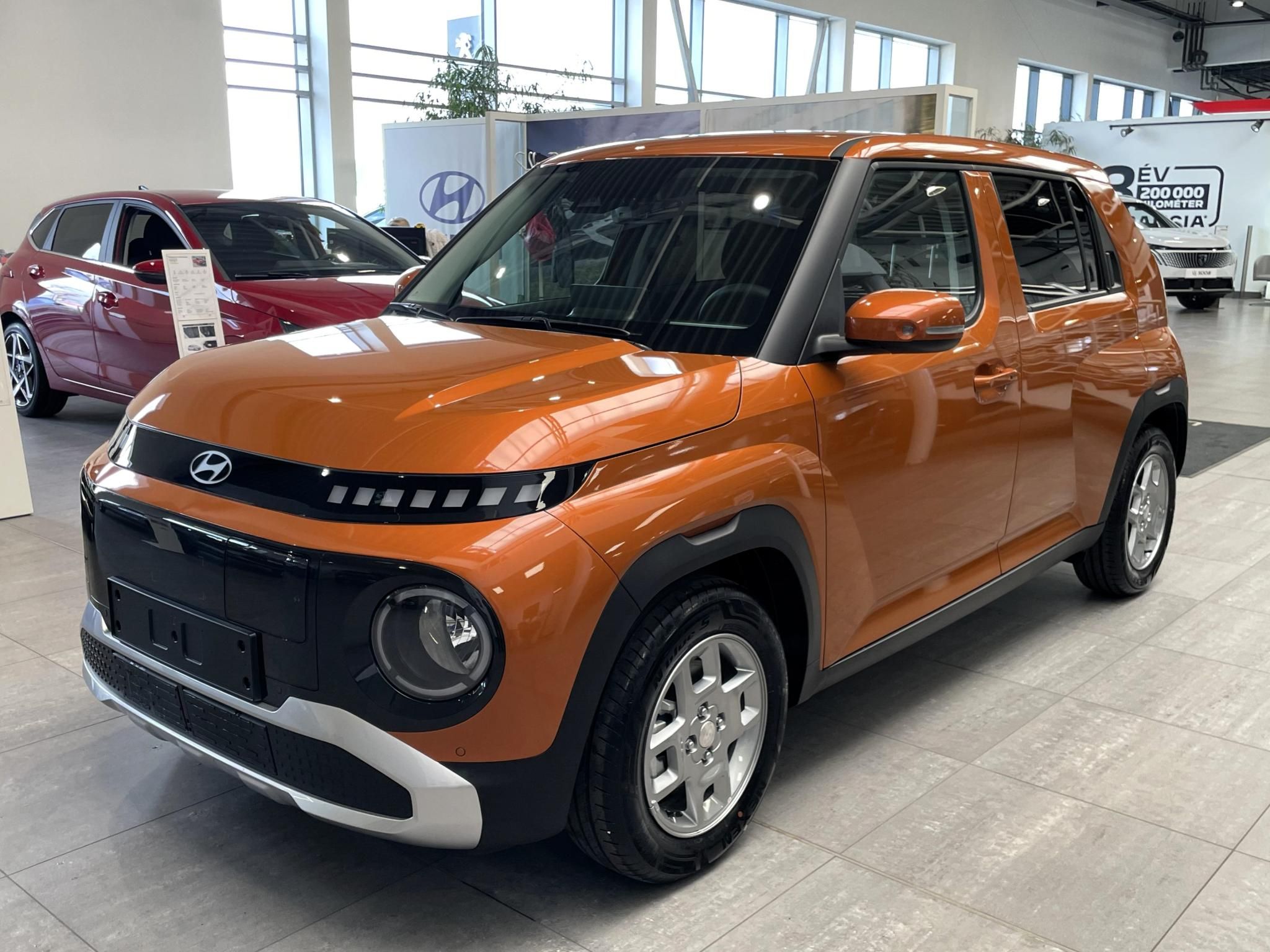 HYUNDAI INSTER 49kWh Prime Készletről! Sienna Orange metál színben! - 2. kép