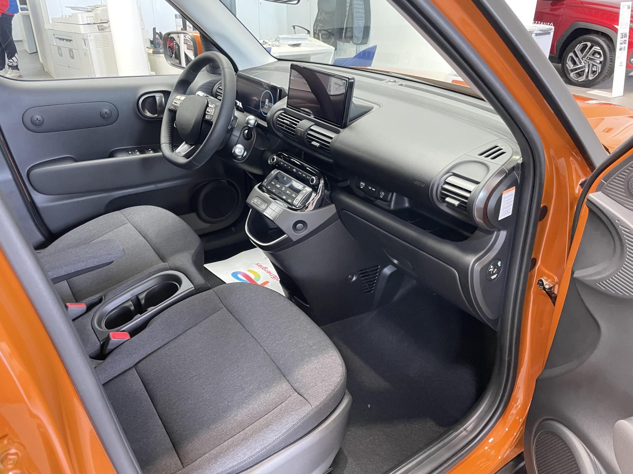 HYUNDAI INSTER 49kWh Prime Készletről! Sienna Orange metál színben! - 5. kép