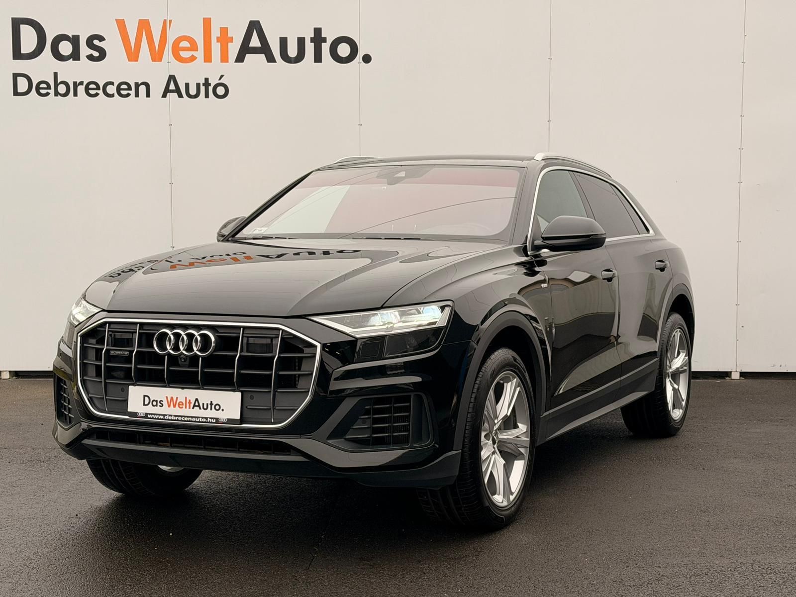 AUDI Q8 50 TDI quattro Tiptronic ic S line! Mo-i! 360Kamera! Ajtószervó! Vez. Szkönyv! ÁFA!
