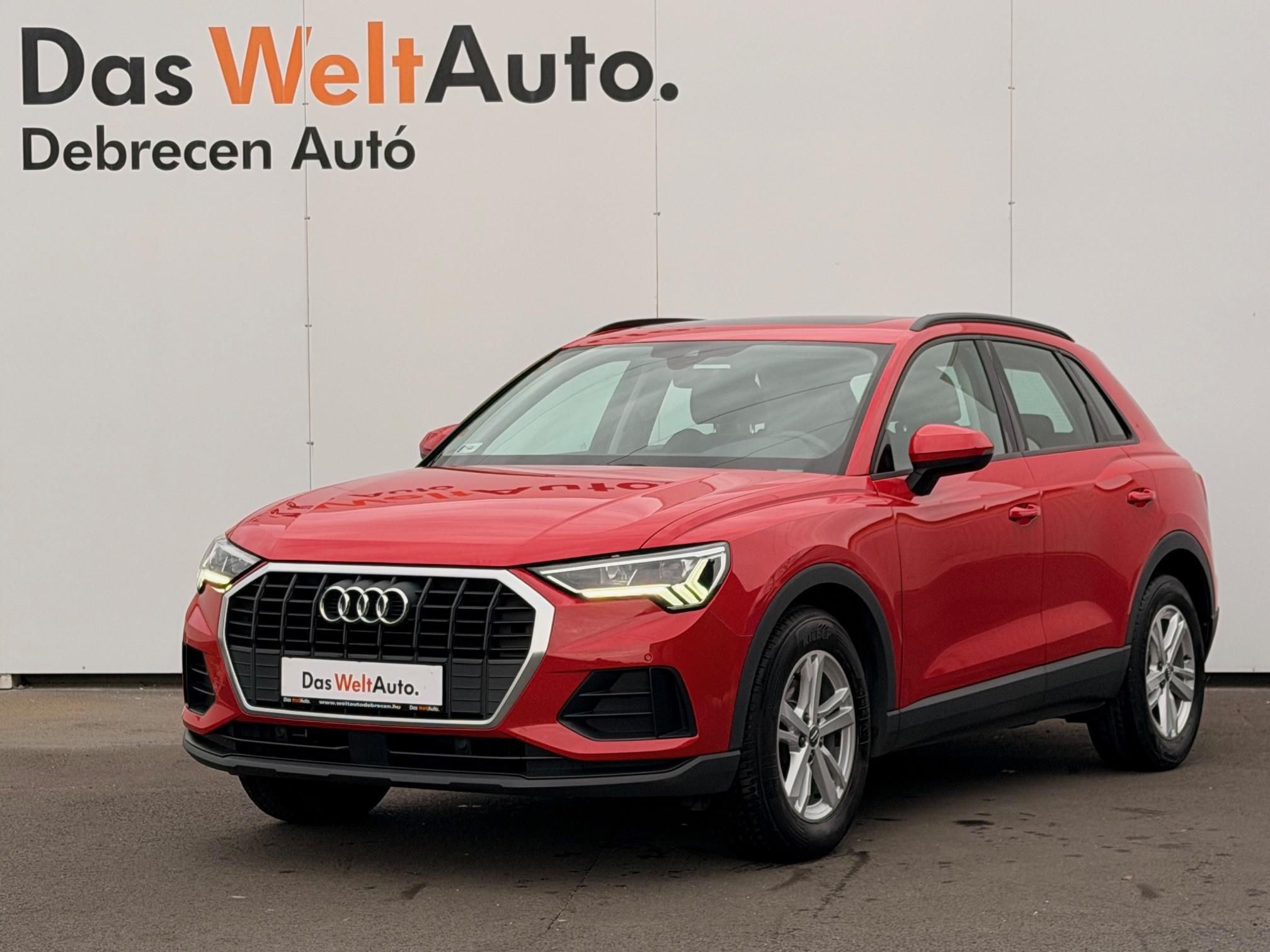 AUDI Q3 35 TFSI Basis S-tronic Napf&eacute;nytetővel. 1 &eacute;v Welt Auto garanci&aacute;val!
