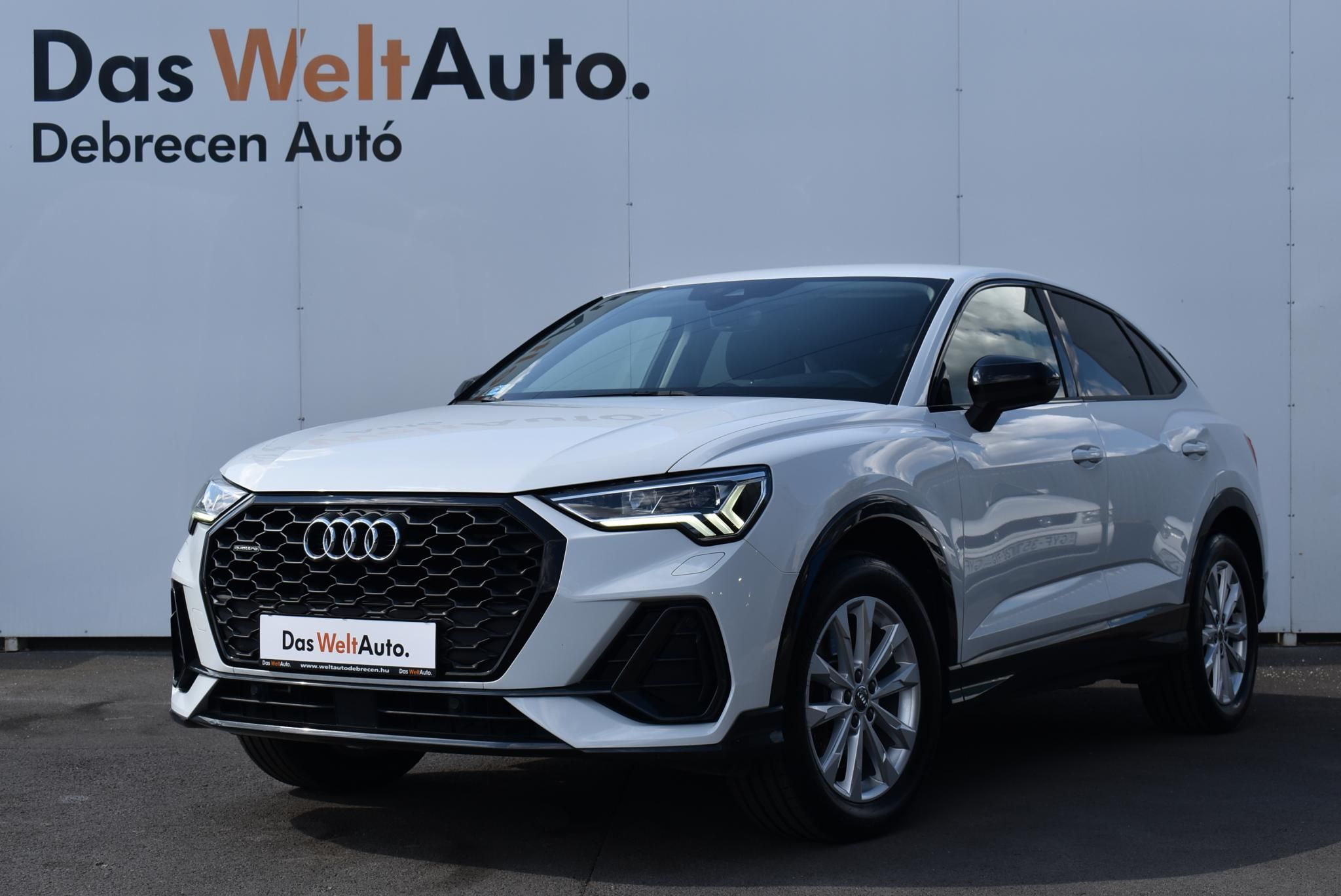 AUDI Q3 Sportback 40 TDI Basis quattro S-tronic &Aacute;FA-s! Magyar! Sz.k&ouml;nyv! Gy&aacute;ri F&eacute;ny!