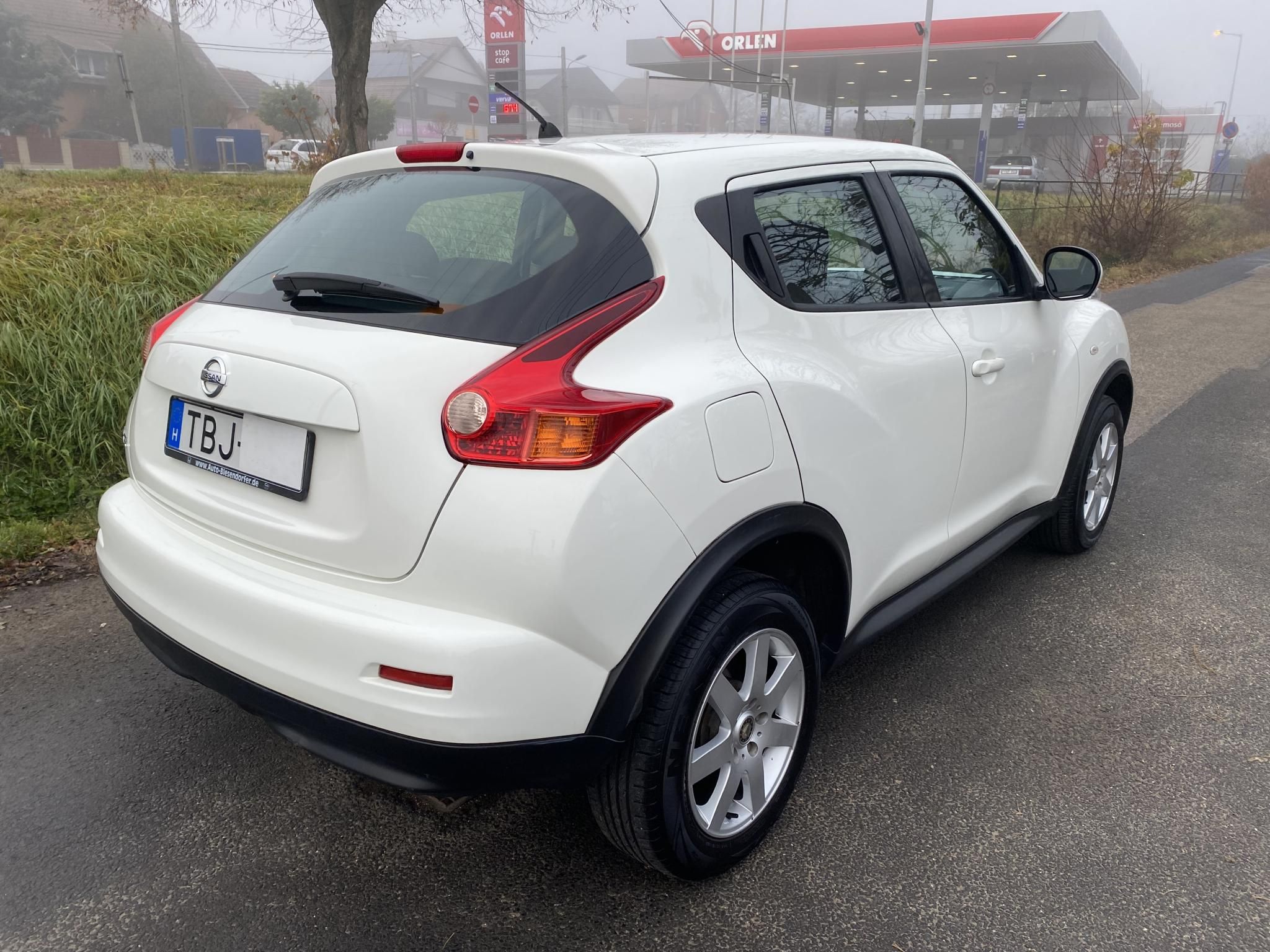 Használtautó - NISSAN JUKE 1.6 Acenta AKÁR 2 ÉV GARANCIÁVAL