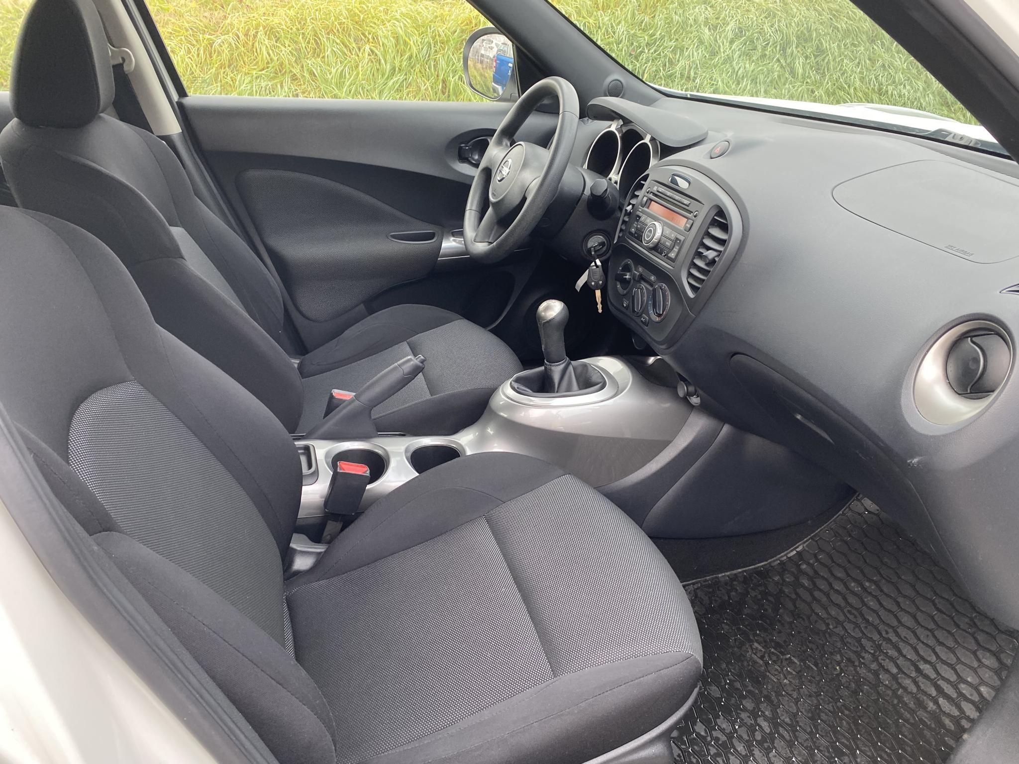 Használtautó - NISSAN JUKE 1.6 Acenta AKÁR 2 ÉV GARANCIÁVAL