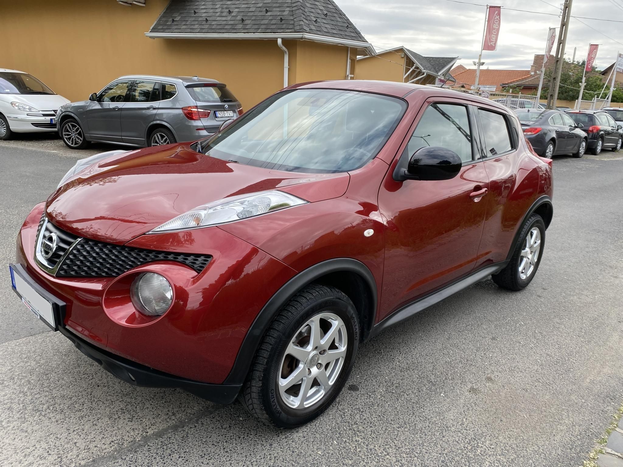 Használtautó - NISSAN JUKE 1.6 DIG-T N-Connecta