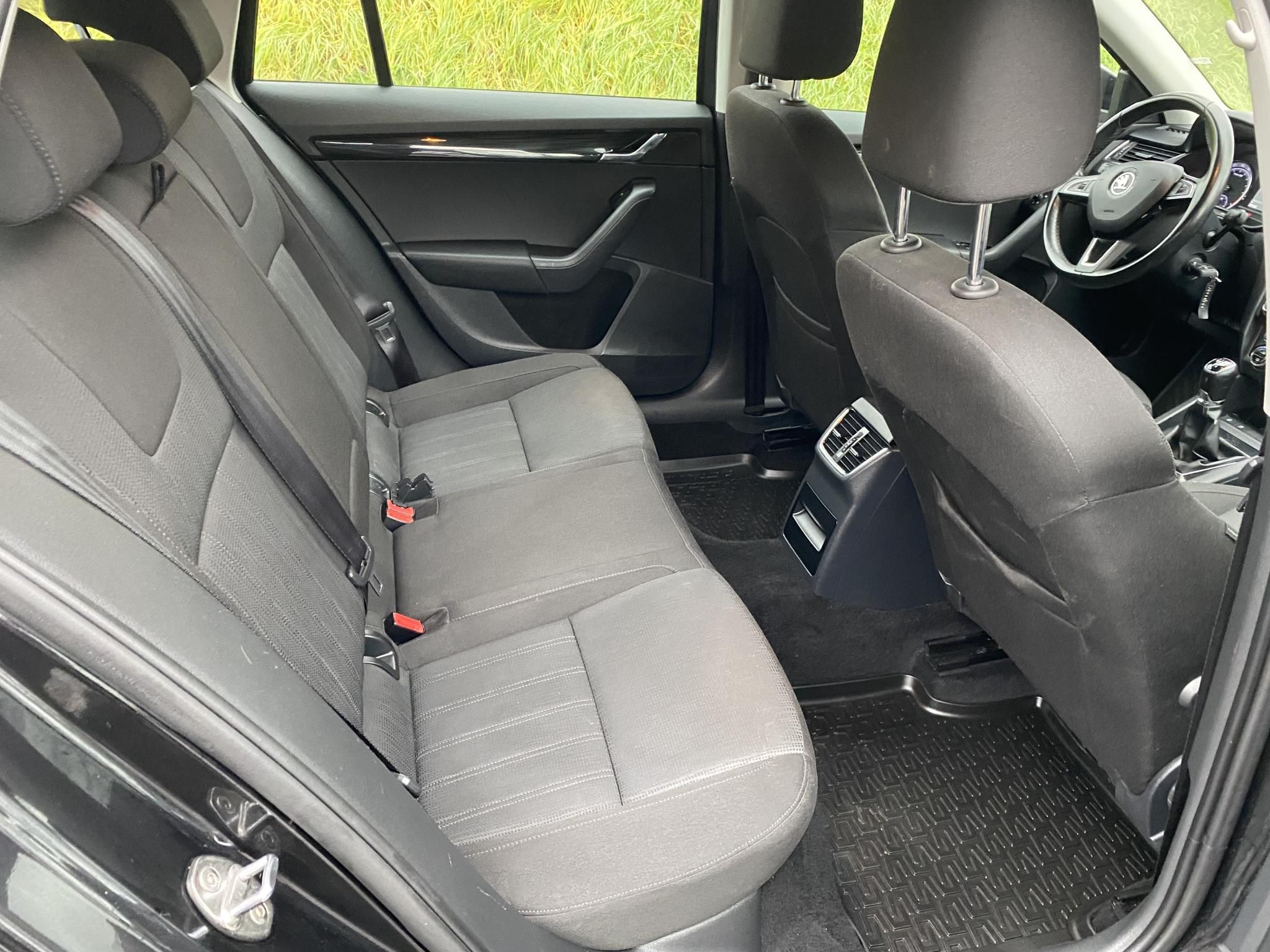 Használtautó - SKODA OCTAVIA Combi 1.6 CR TDI Style Magyar! AKÁR 2 ÉV GARANCIÁVAL
