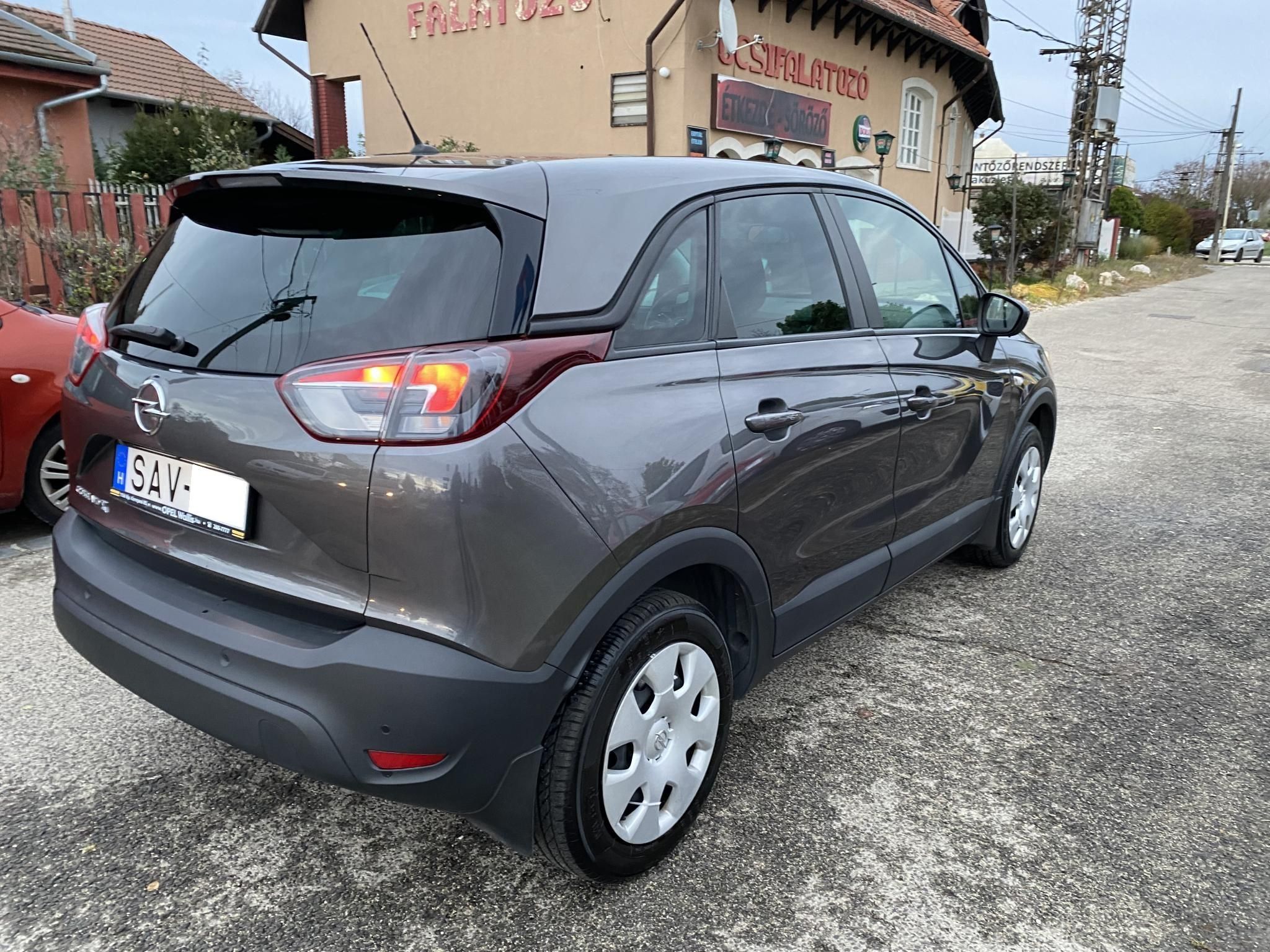 Használtautó - OPEL CROSSLAND X 1.2 T Edition