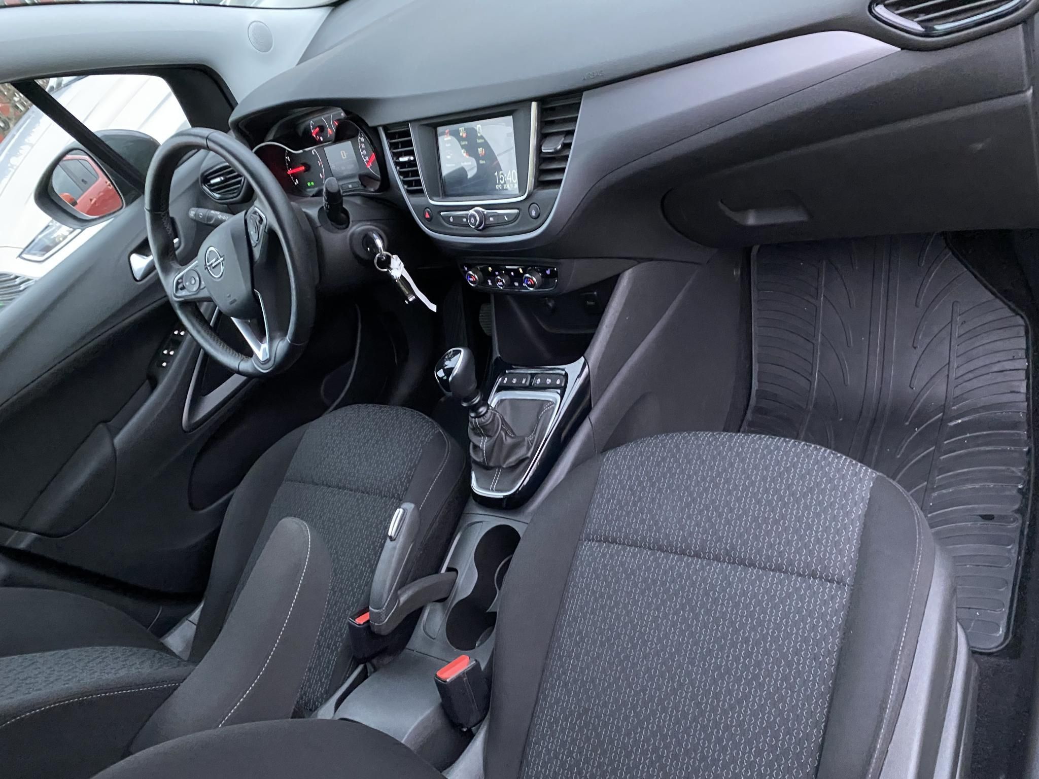 Használtautó - OPEL CROSSLAND X 1.2 T Edition