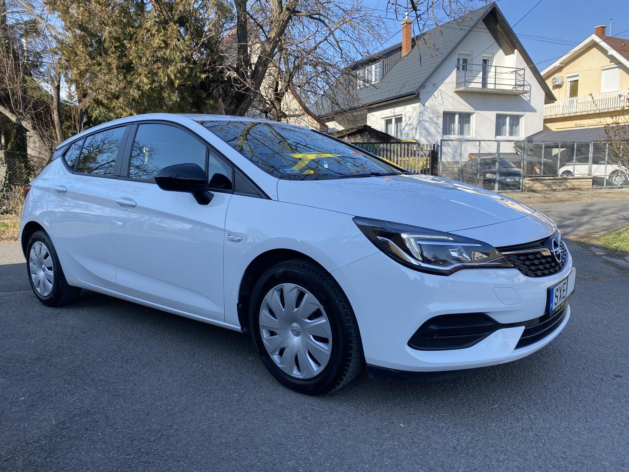 Használtautó - OPEL ASTRA K 1.2 T Business Edition ELSŐ TULAJDONOS! Gyári GARANCIÁVAL