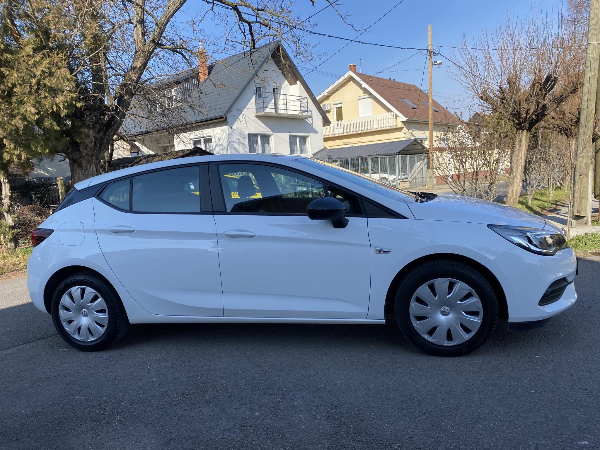 Használtautó - OPEL ASTRA K 1.2 T Business Edition ELSŐ TULAJDONOS! Gyári GARANCIÁVAL