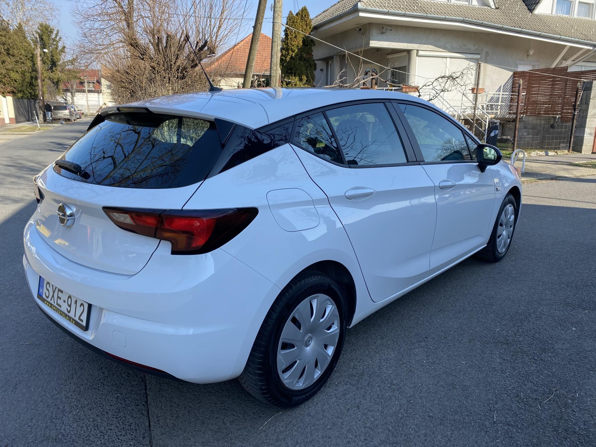 Használtautó - OPEL ASTRA K 1.2 T Business Edition ELSŐ TULAJDONOS! Gyári GARANCIÁVAL