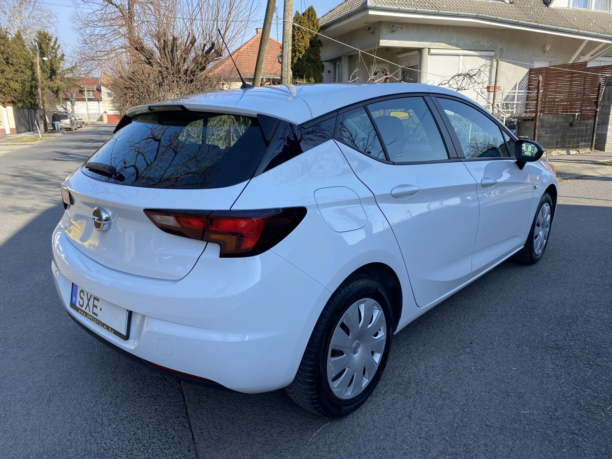 Használtautó - OPEL ASTRA K 1.2 T Business Edition ELSŐ TULAJDONOS! Gyári GARANCIÁVAL