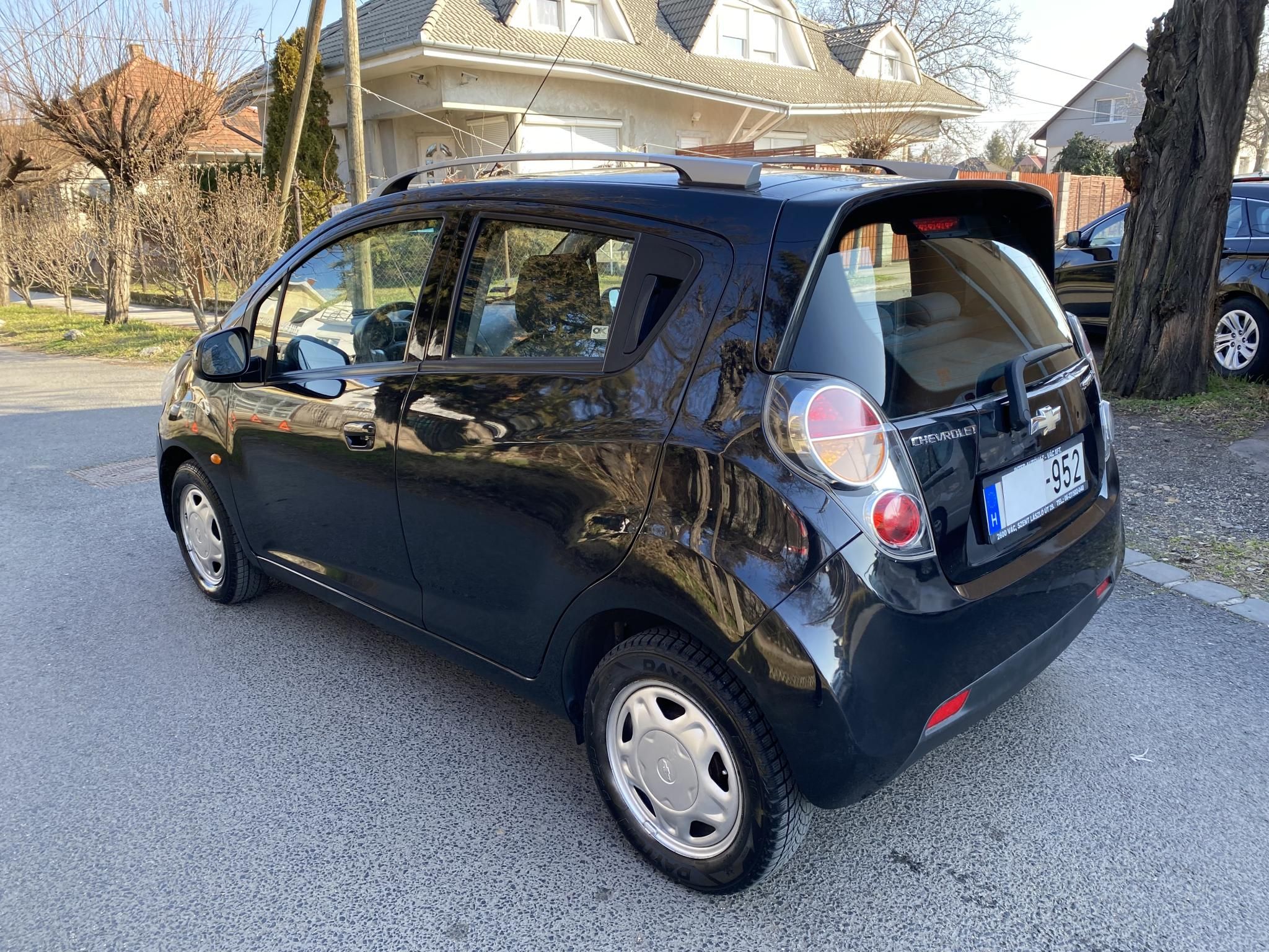 Használtautó - CHEVROLET SPARK 1.0 LS Plus AC AKÁR 1 ÉV GARANCIÁVAL