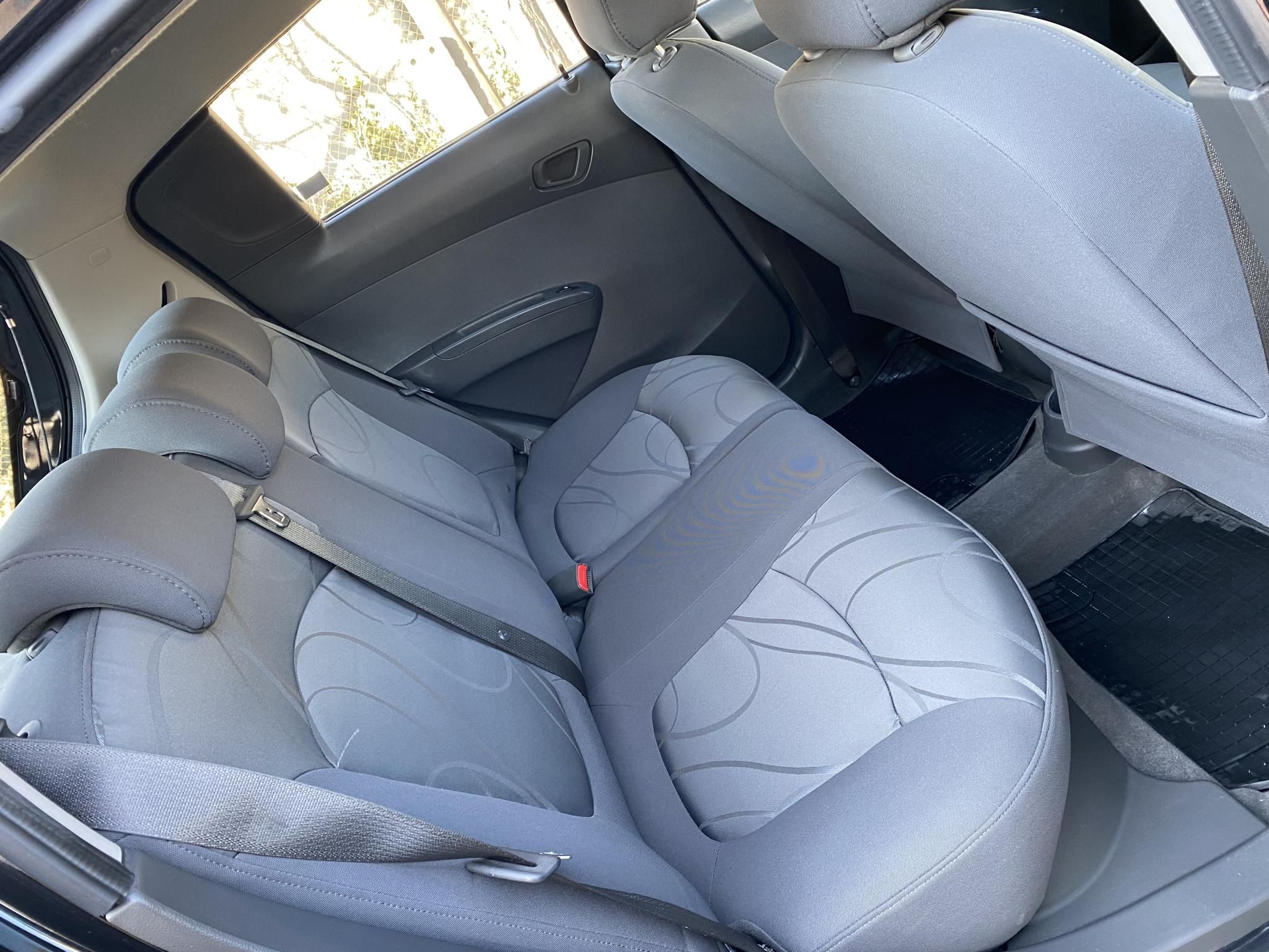 Használtautó - CHEVROLET SPARK 1.0 LS Plus AC AKÁR 1 ÉV GARANCIÁVAL