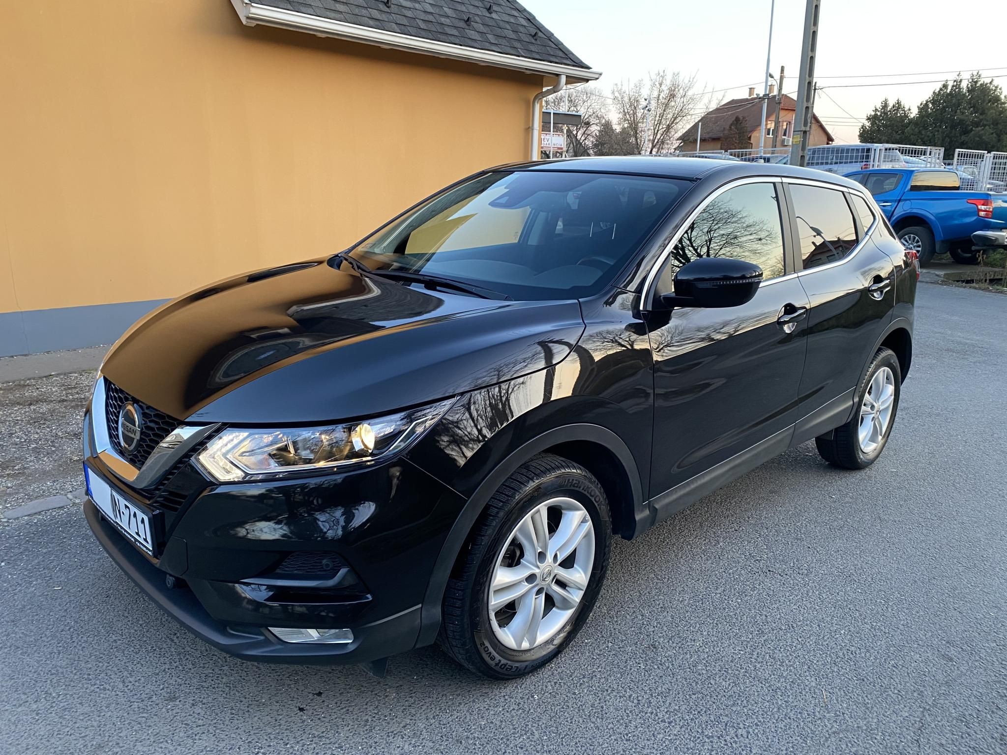 Használtautó - NISSAN QASHQAI 1.3 DIG-T Comfort Magyar! AKÁR 2 ÉV GARANCIÁVAL