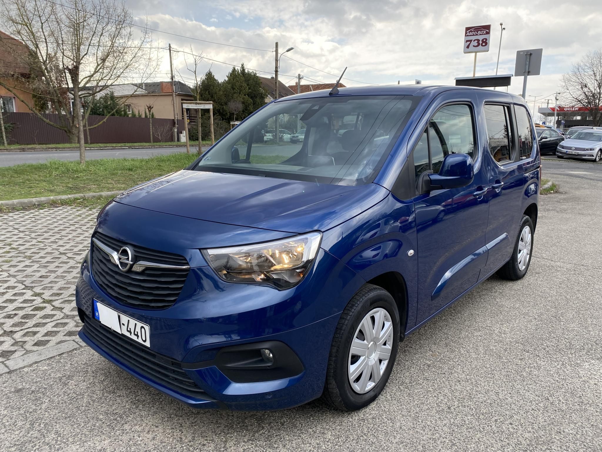 Használtautó - OPEL COMBO Life 1.2 T Edition Plus (7 személyes ) 1. Tulaj! Garanciával!