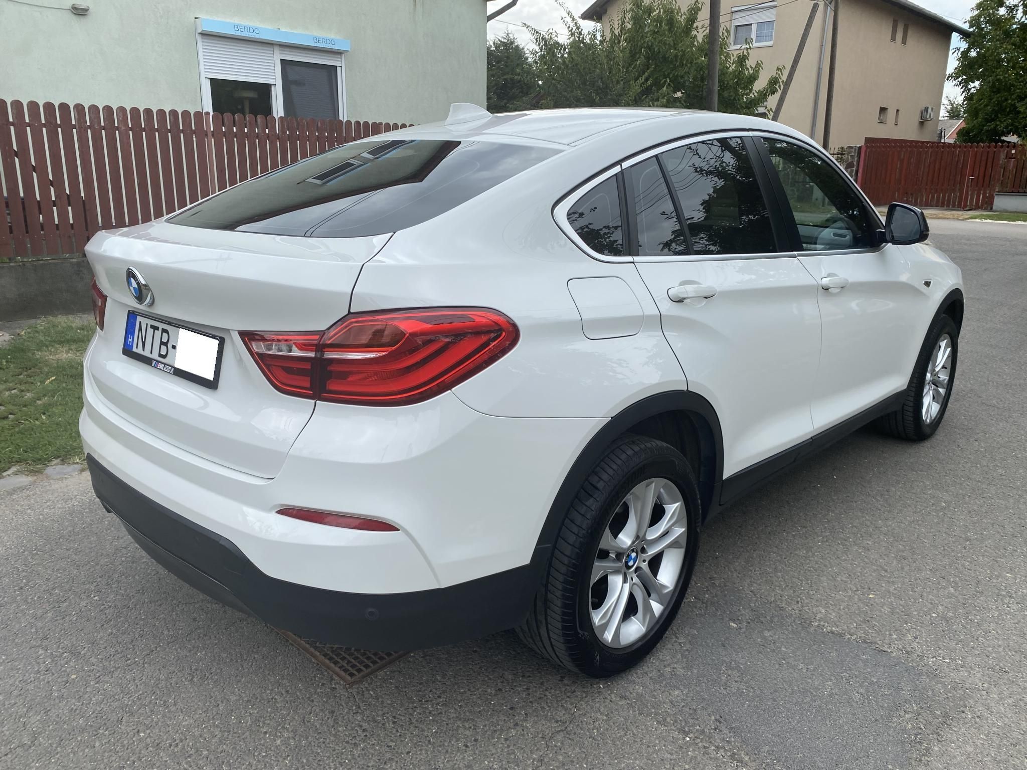 Használtautó - BMW X4 xDrive20d xLine (Automata) Magyar! AKÁR 2 ÉV GARANCIÁVAL