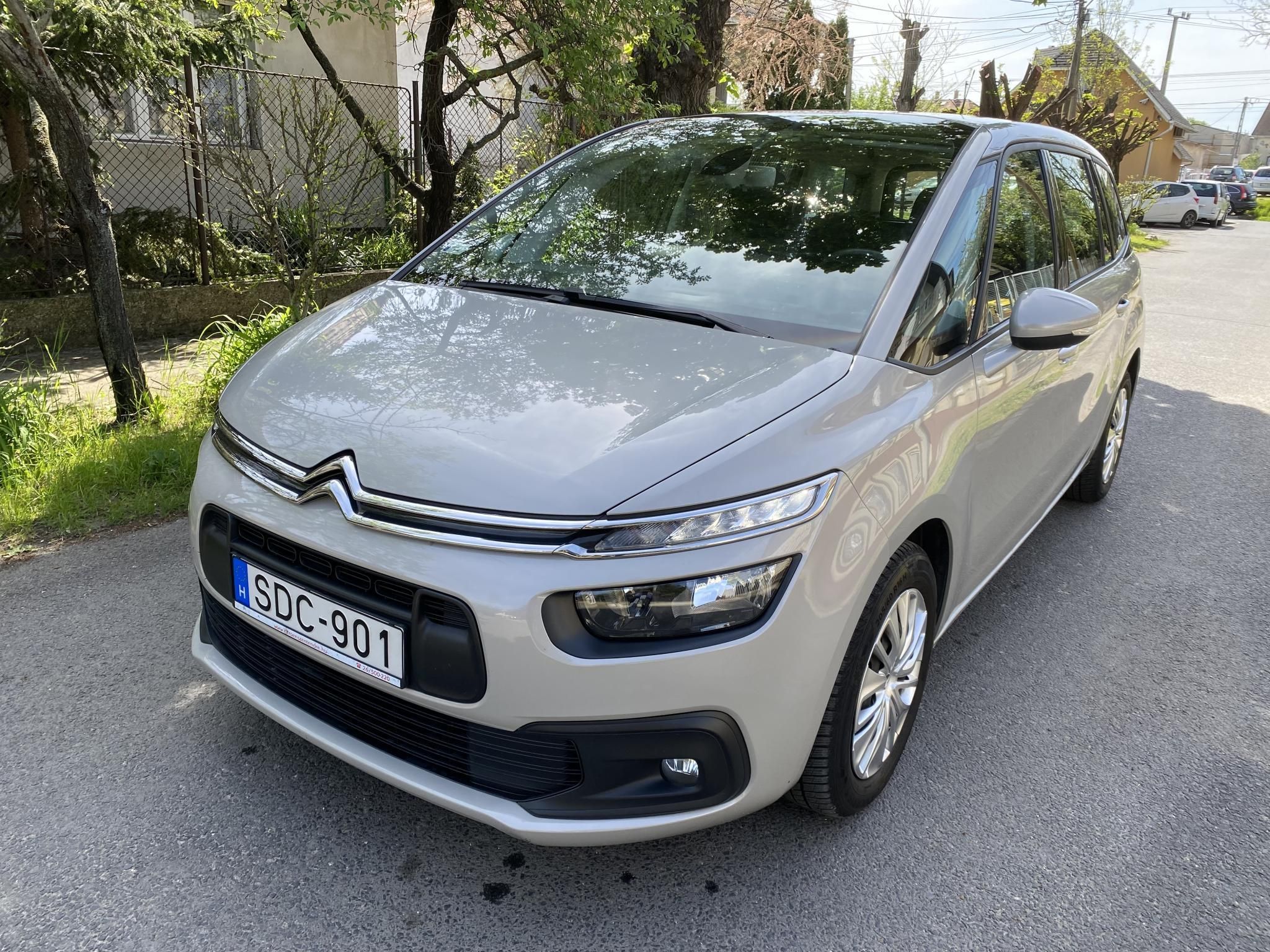 Használtautó - CITROEN GRAND C4 SPACETOURER C4Spacetourer 1.2 PureTech Live S&S (7 személyes )