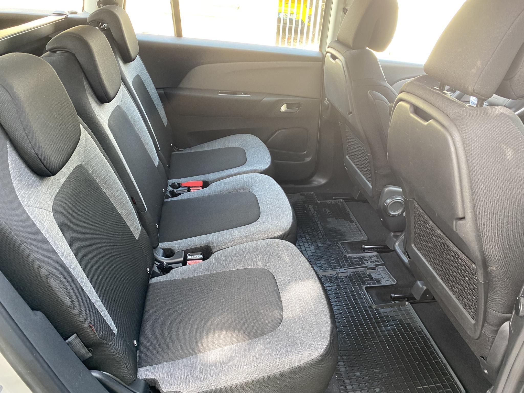 Használtautó - CITROEN GRAND C4 SPACETOURER C4Spacetourer 1.2 PureTech Live S&S (7 személyes )