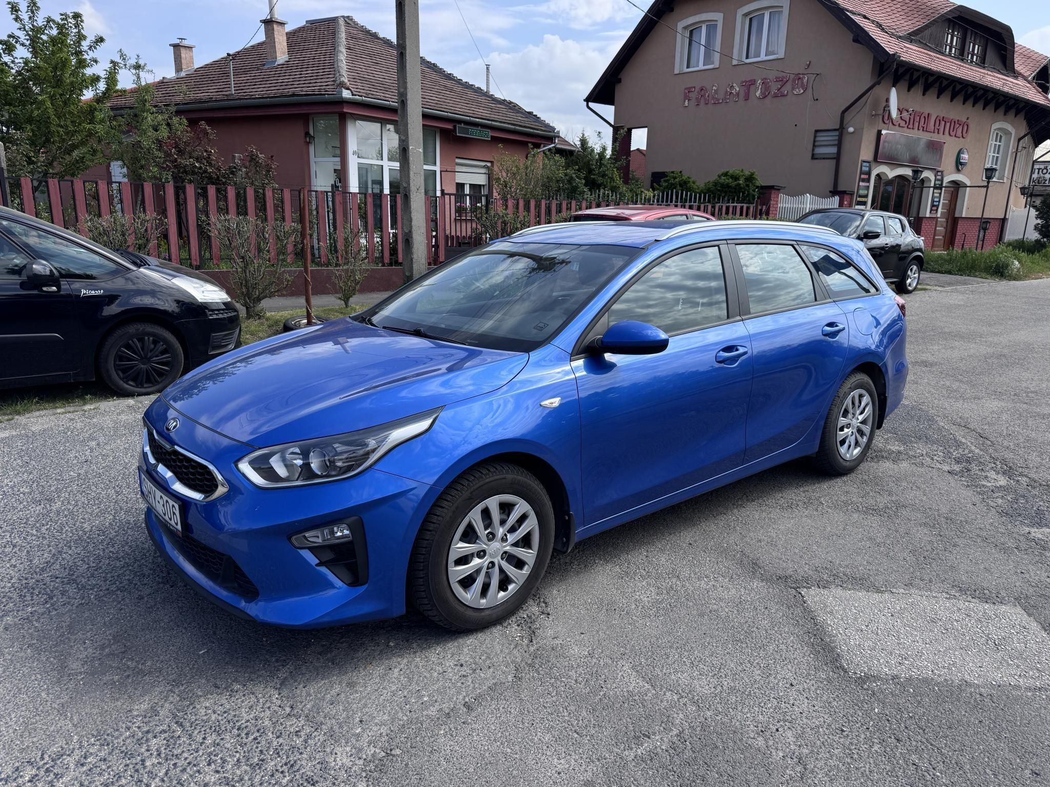 Használtautó - KIA CEE'D Ceed SW 1.0 T-GDI Silver Magyar! Gyári KIA Garanciával