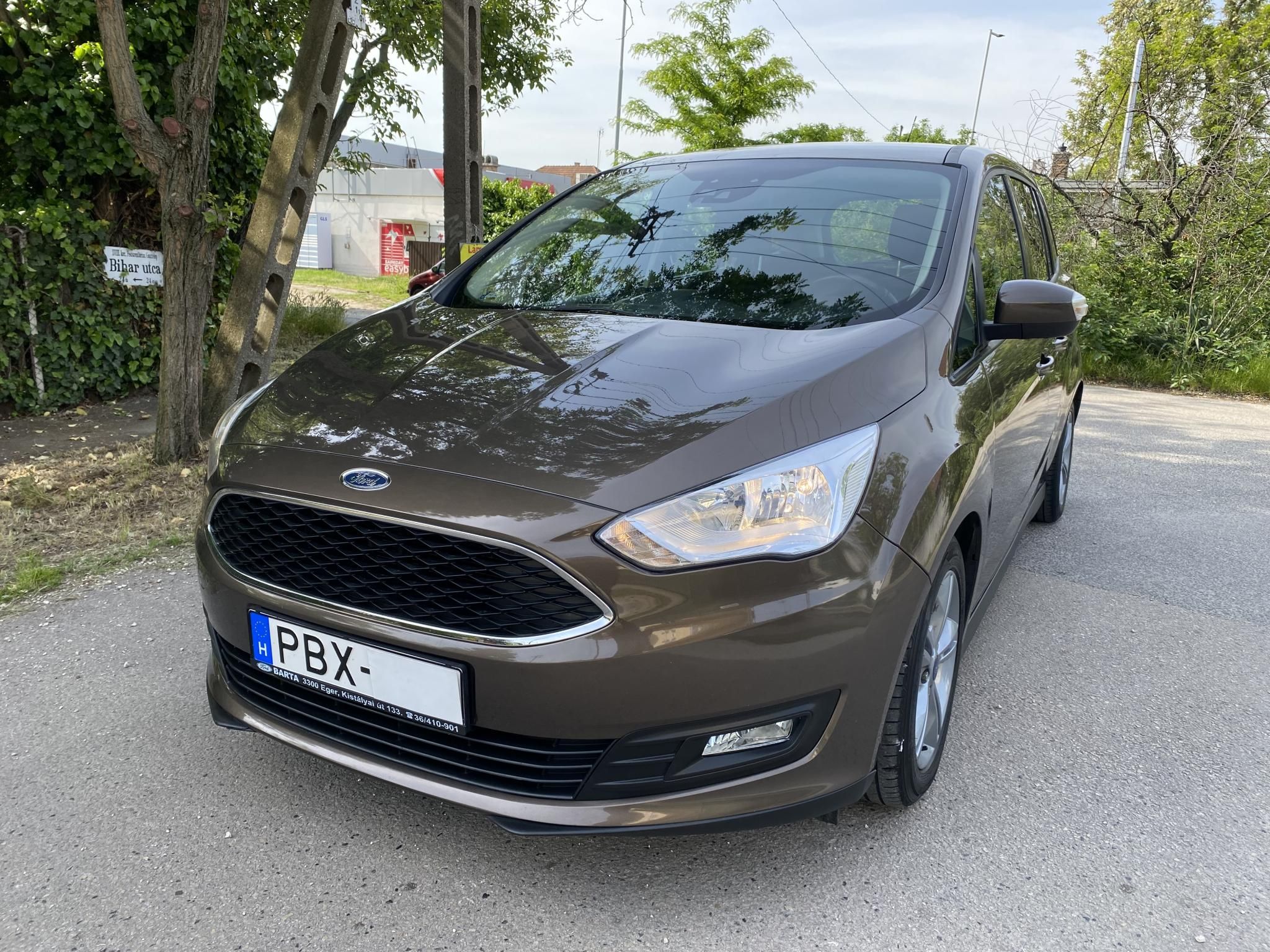 Használtautó - FORD C-MAX Grand1.5 TDCi DPF Titanium Magyar! AKÁR 2 ÉV GARANCIÁVAL