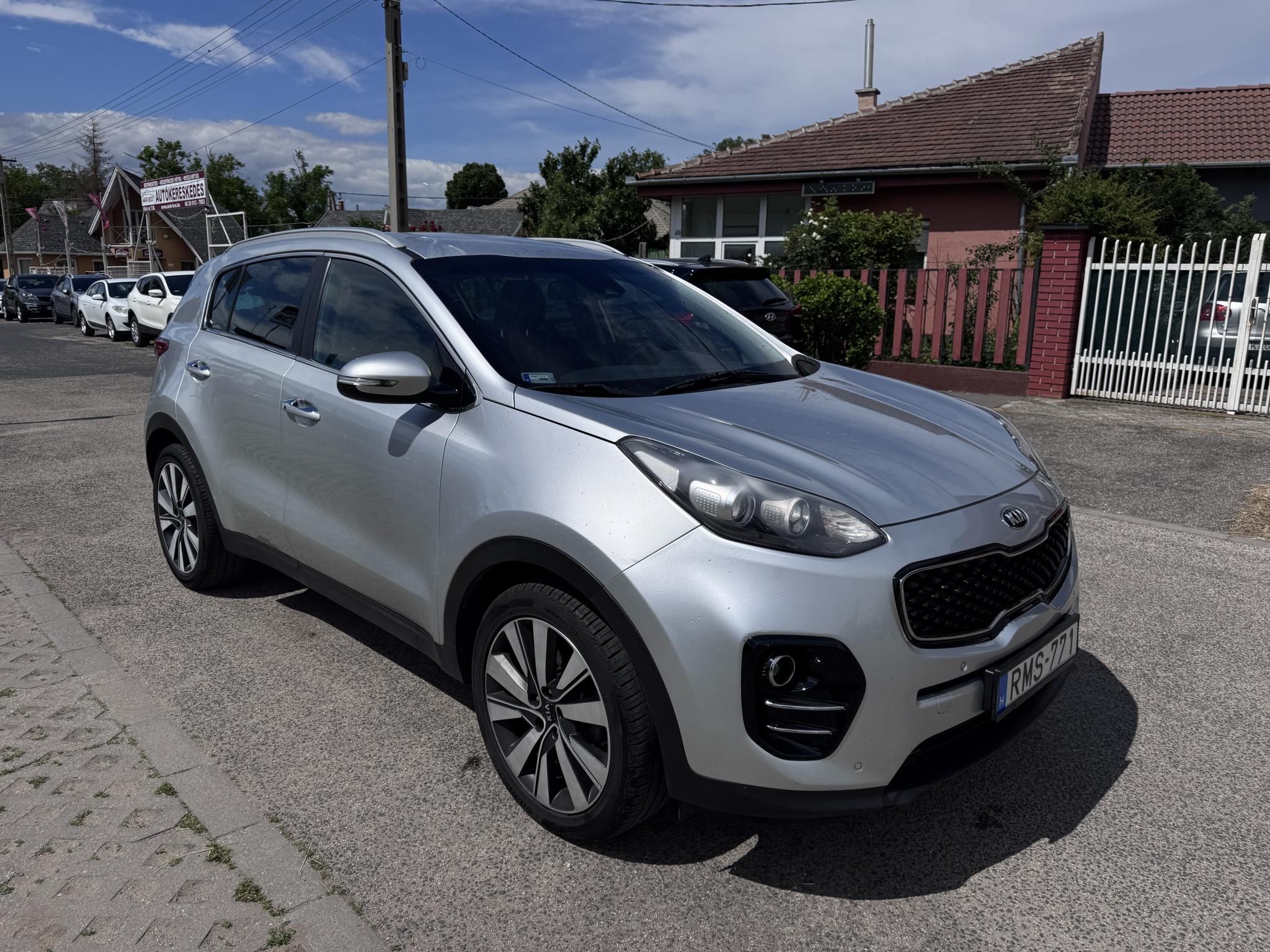 Használtautó - KIA SPORTAGE 1.7 CRDi LX Plus ECO Dynamic DCT AKÁR 2 ÉV GARANCIÁVAL