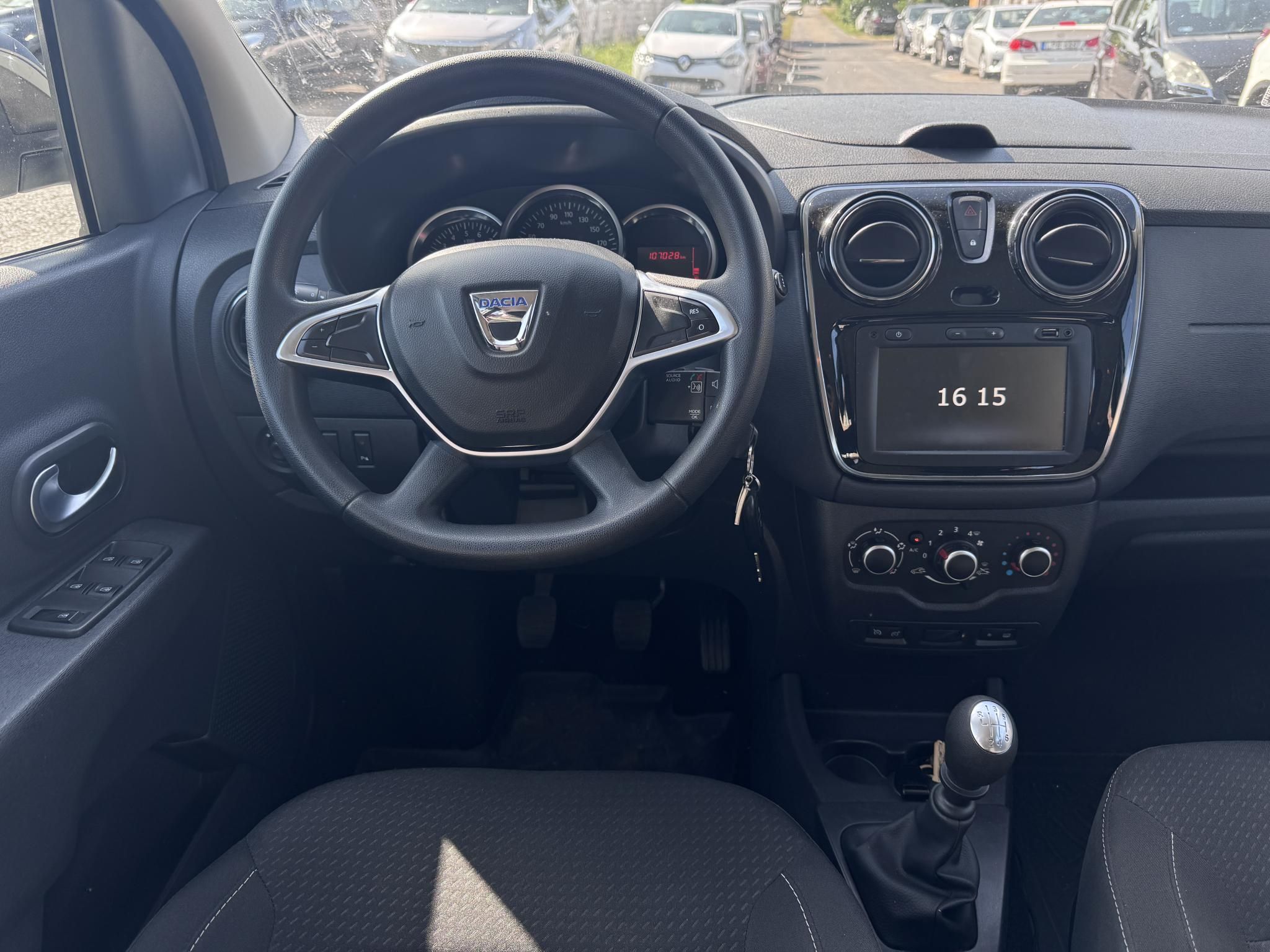 Használtautó - DACIA LODGY 1.5 Blue dCi Comfort (7 személyes ) Magyar! AKÁR 2 ÉV GARANCIÁVAL