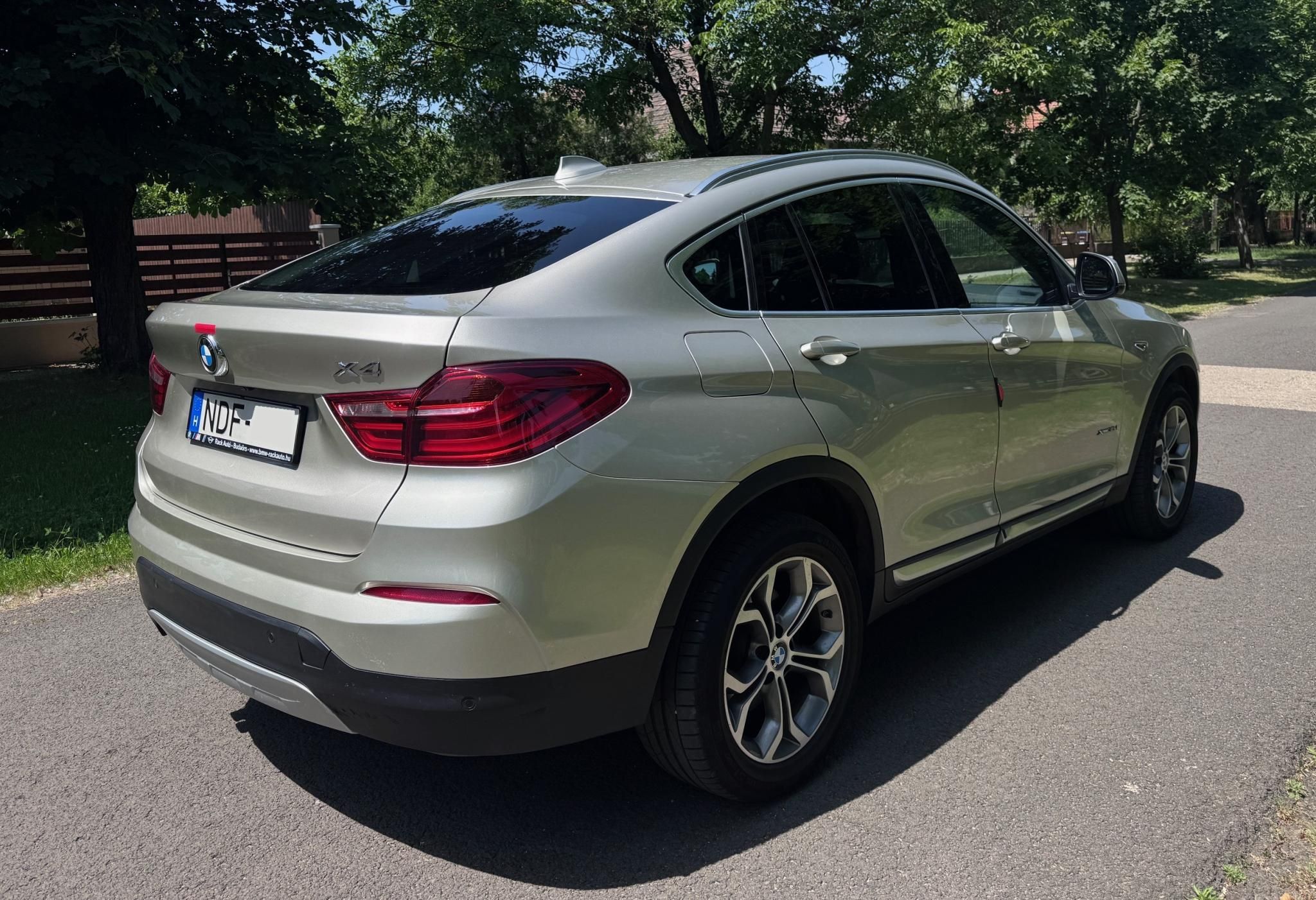 Használtautó - BMW X4 xDrive30d (Automata) Magyar! Végig vezetett szerviz. AKÁR 2 ÉV GARANCIÁVAL