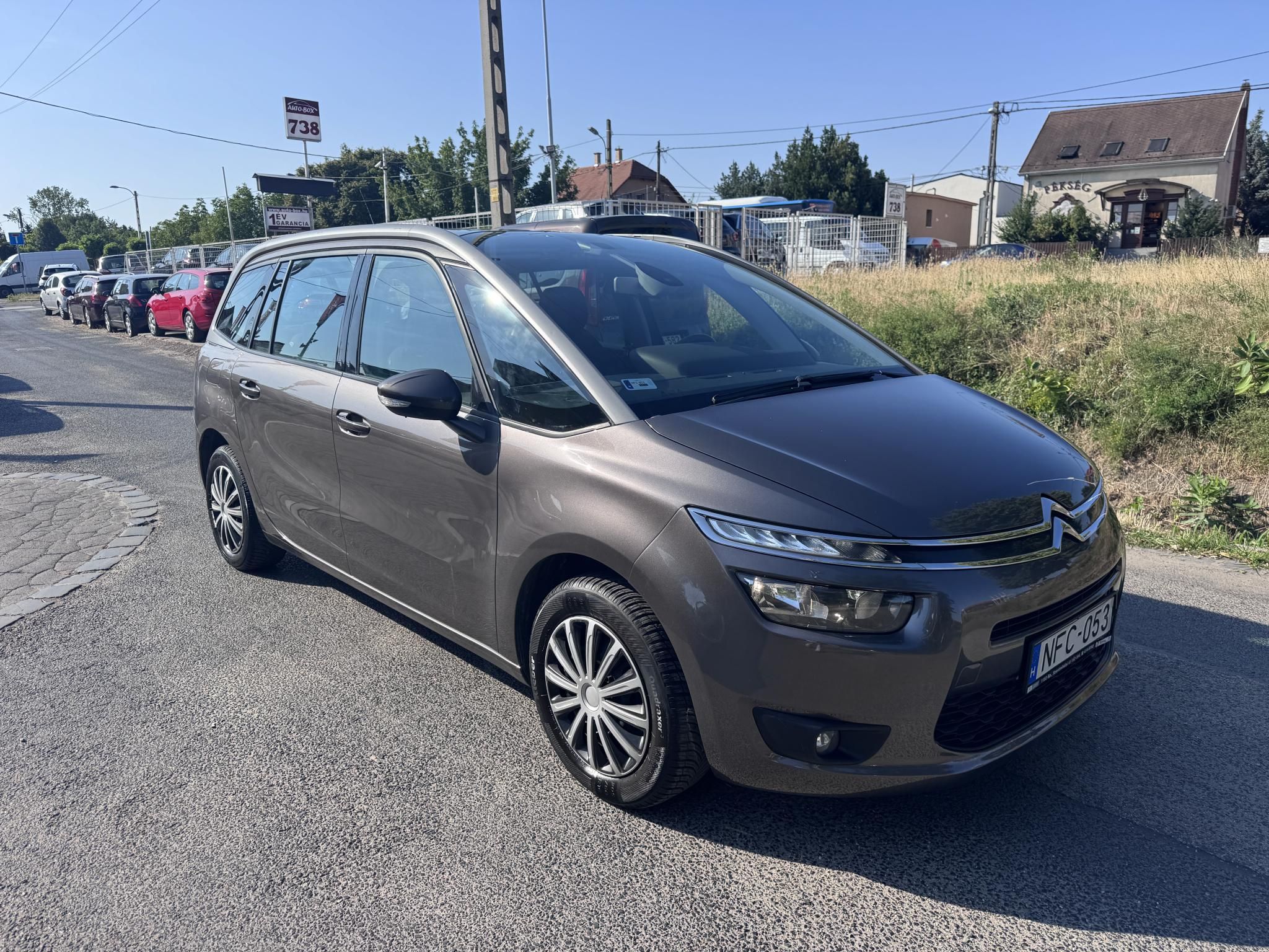 Használtautó - CITROEN GRAND C4 PICASSO C4Picasso 1.6 VTi Intensive (7 személyes ) Magyar! 2 ÉV GARANCIÁVAL