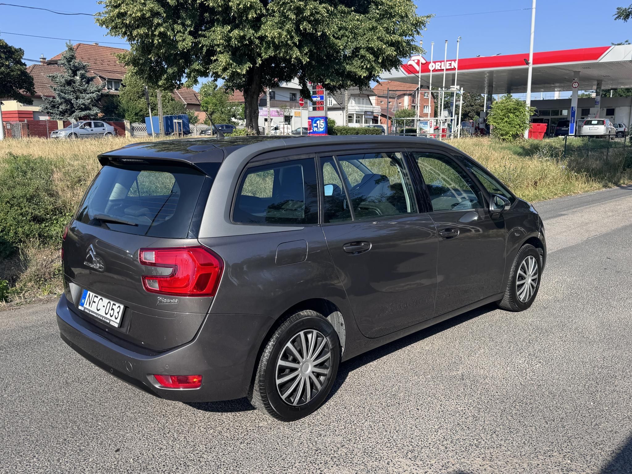 Használtautó - CITROEN GRAND C4 PICASSO C4Picasso 1.6 VTi Intensive (7 személyes ) Magyar! 2 ÉV GARANCIÁVAL