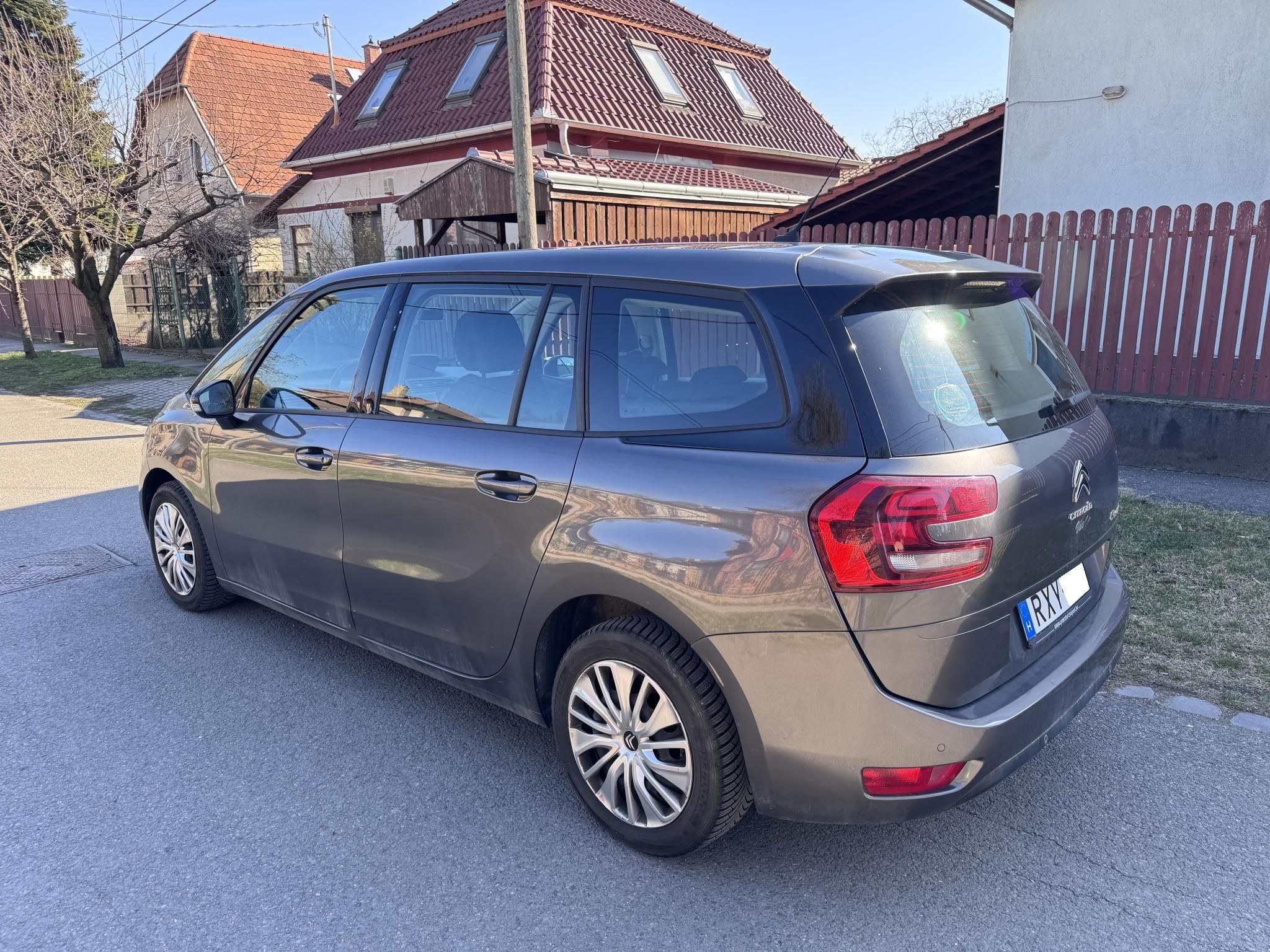 Használtautó - CITROEN GRAND C4 PICASSO C4Picasso 1.6 THP Intensive (7 személyes )