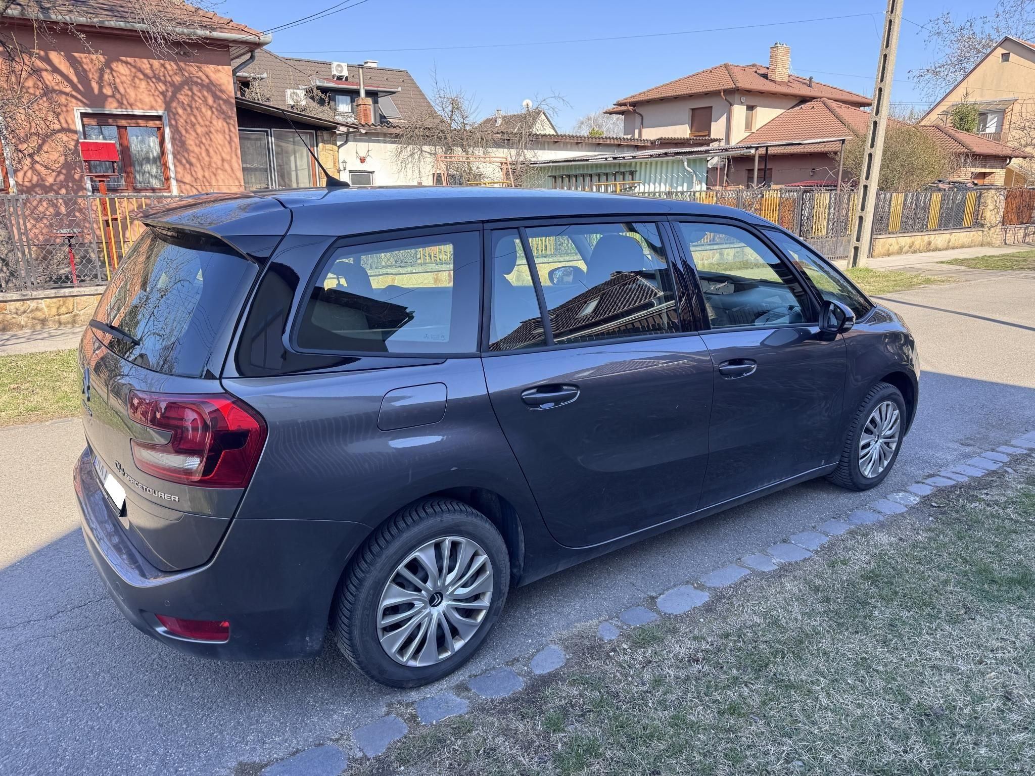 Használtautó - CITROEN GRAND C4 PICASSO C4Picasso 1.6 THP Intensive (7 személyes )