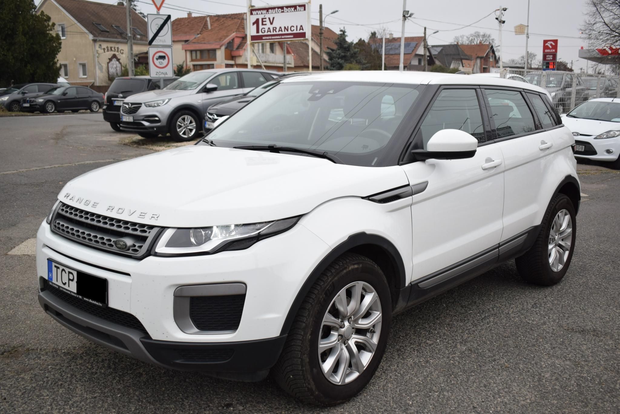 Használtautó - LAND ROVER RANGE ROVER EVOQUE RangeEvoque 2.0 Td4 SE Dynamic (Automata)